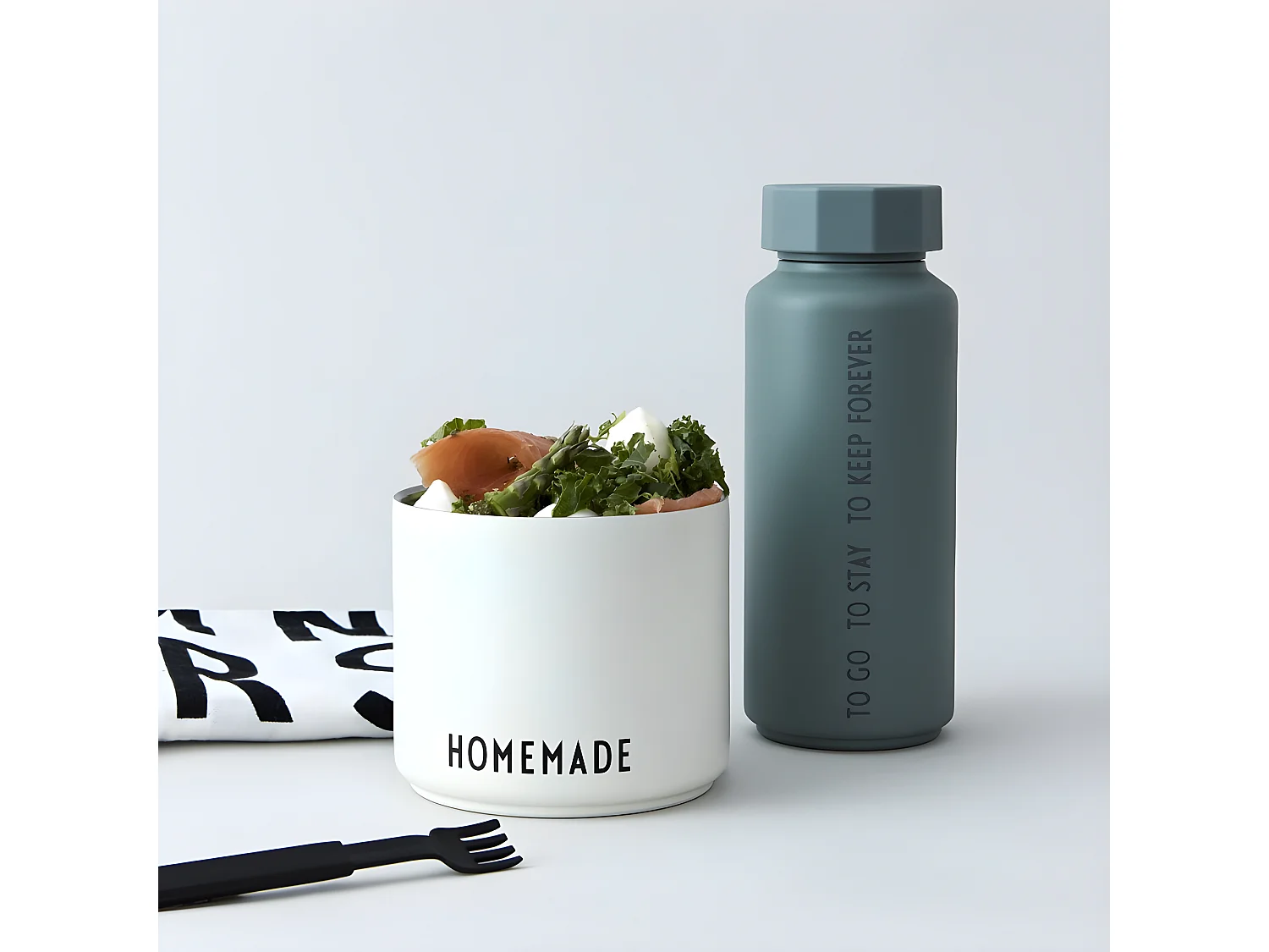 Gourde isotherme 500ml unie  To Go vert gris Design Letters