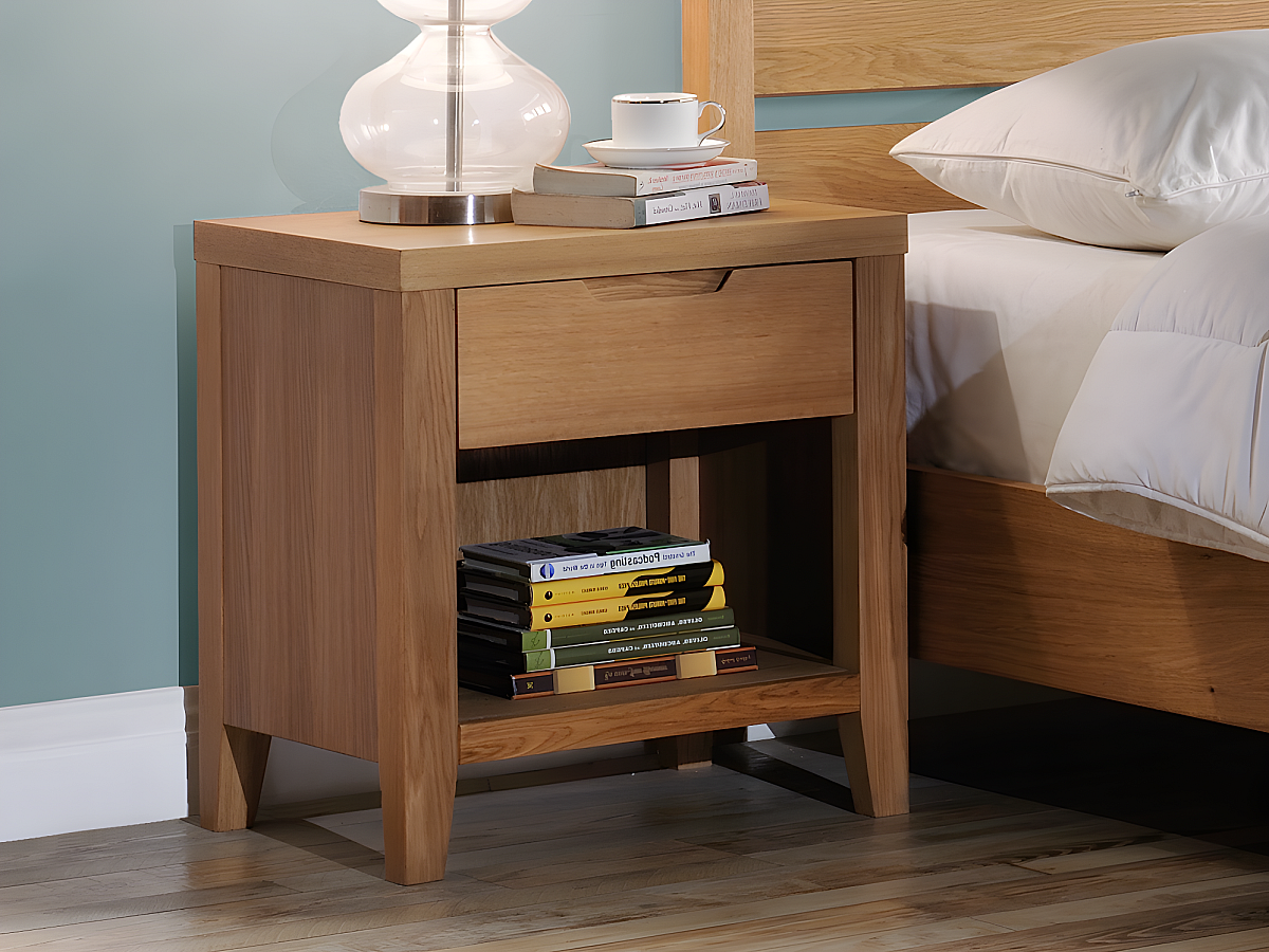 Mesa de noche 1 cajón roble acabado al aceite CHAMBARAN