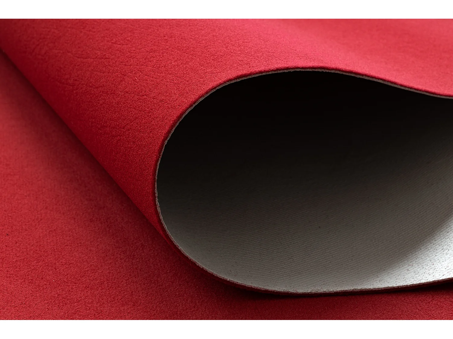 Tapis ANTIDÉRAPANT RUMBA 1974 couleur unique bordeaux, rouge 70x150 cm