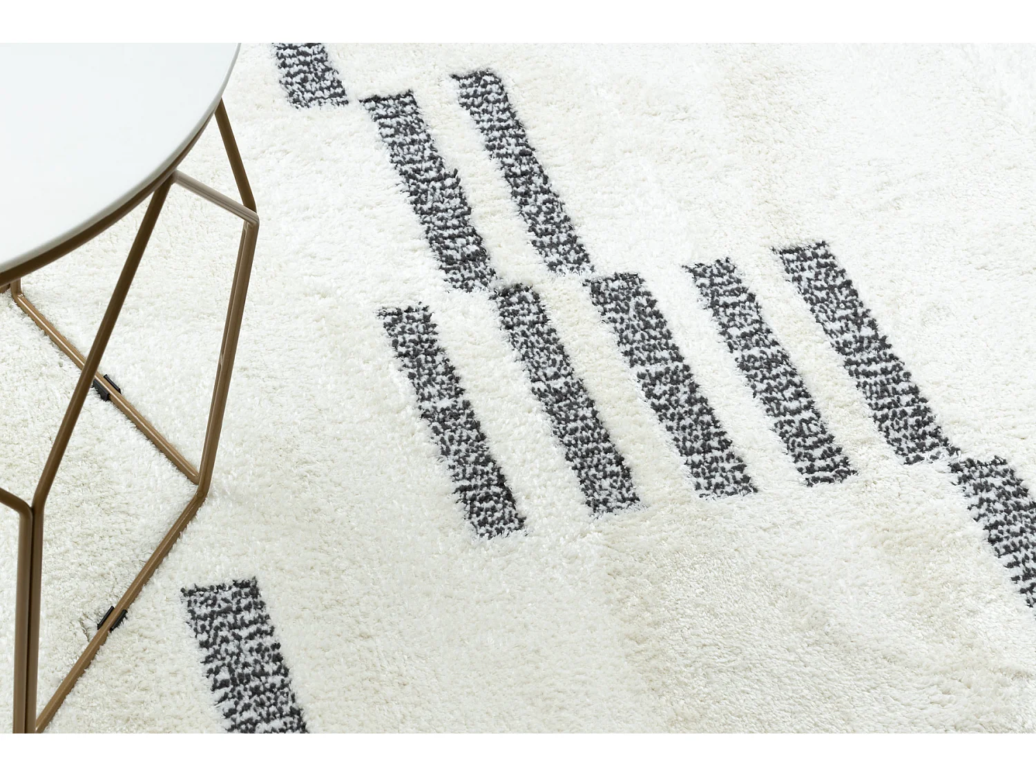 Dywan MODE 8511 geometryczny krem / czarny 180x270 cm