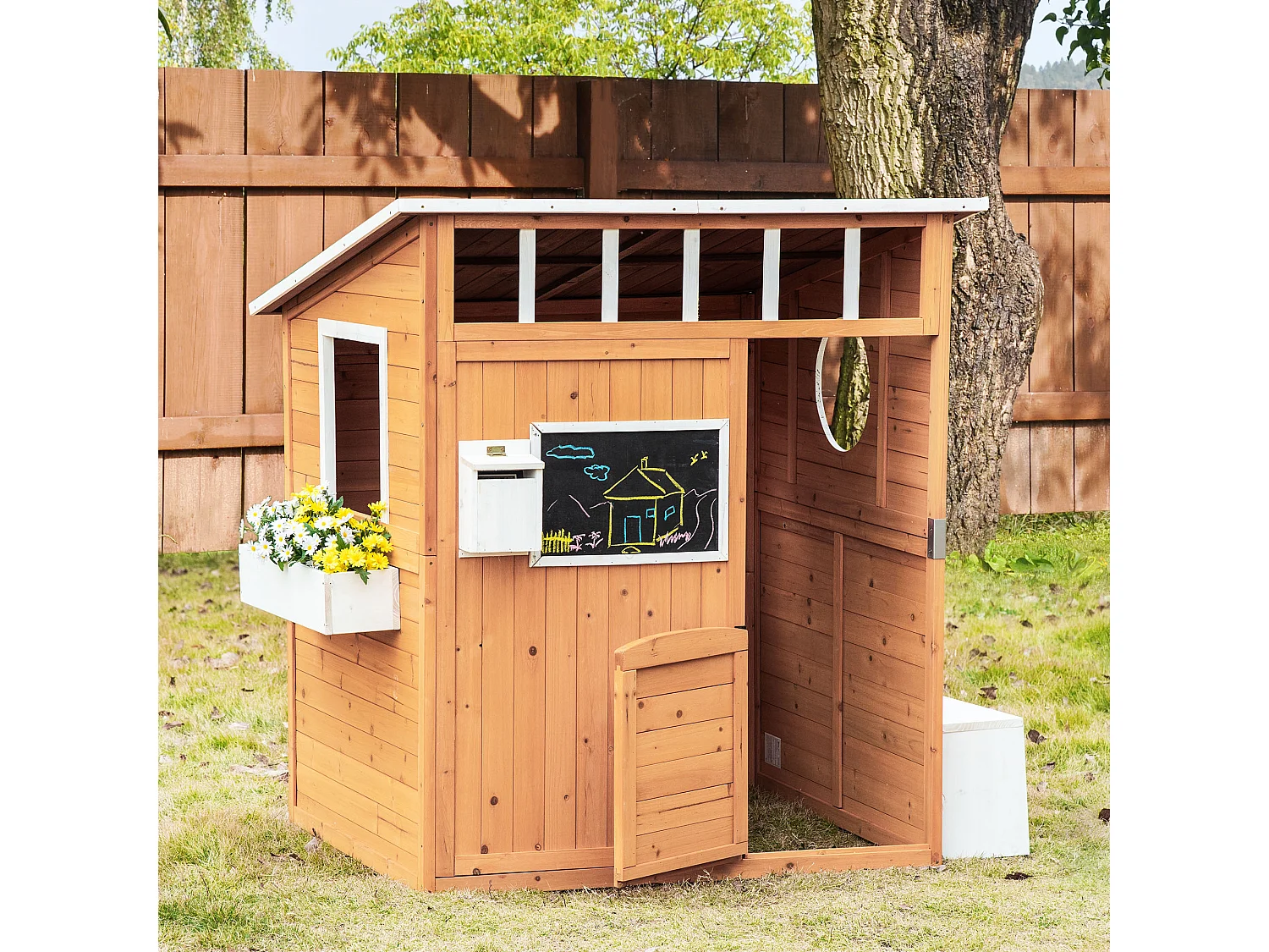 Casita infantil de exterior madera natural 122x108x135.5 cm Outsunny