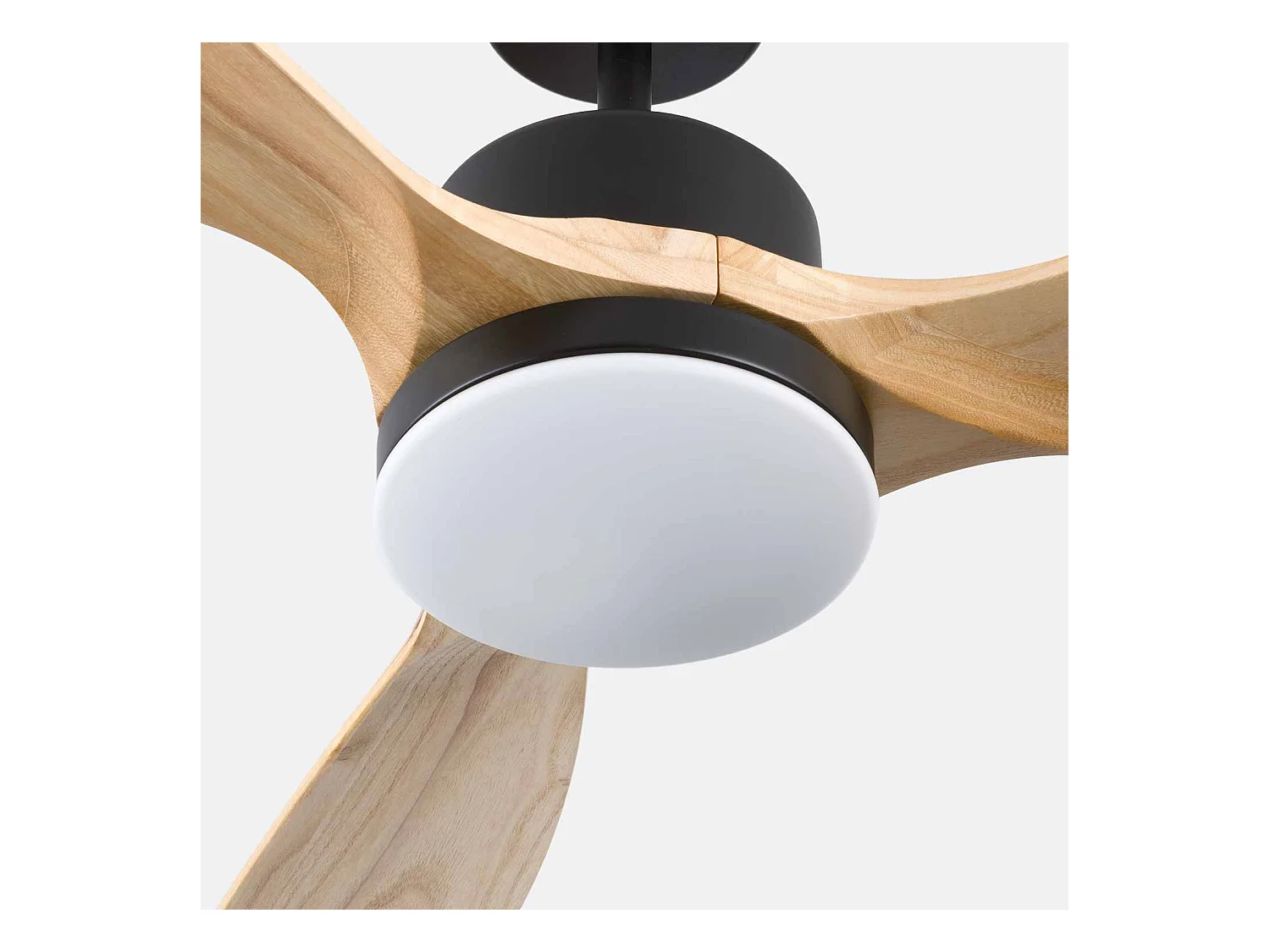Ventilatore da soffitto con luce 3 pale 56W 6 velocità New York O91