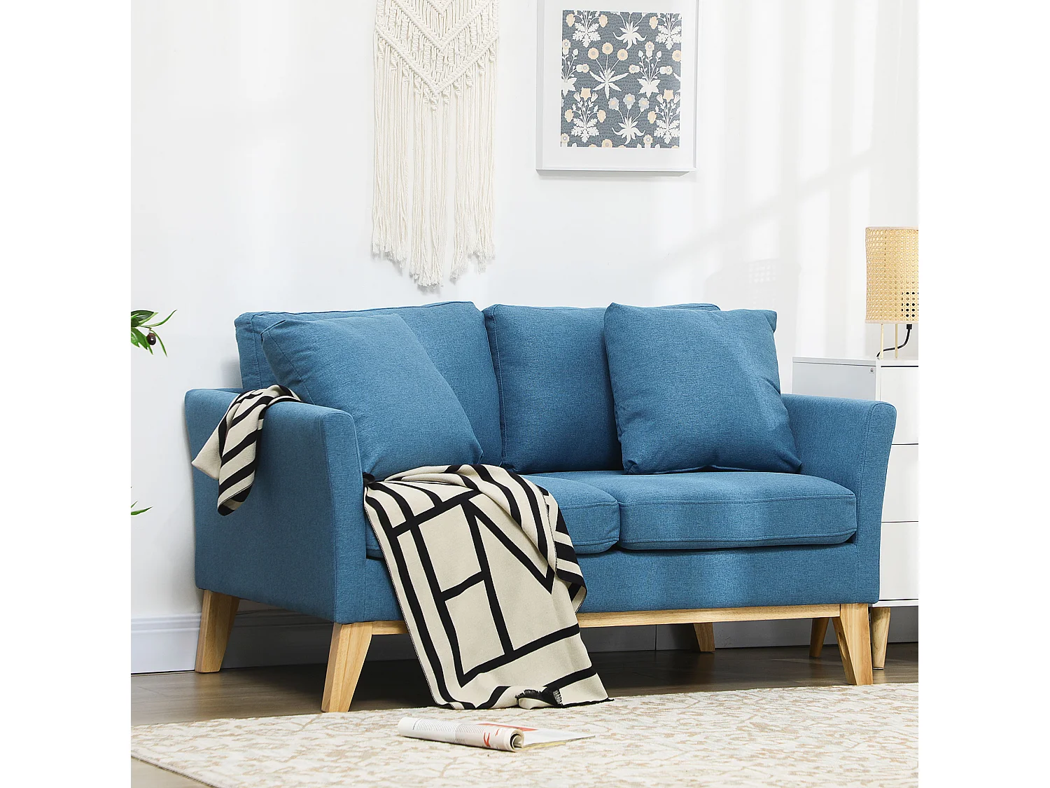 Canapé 2 places style scandinave piètement effilé incliné bois hévéa tissu aspect lin bleu