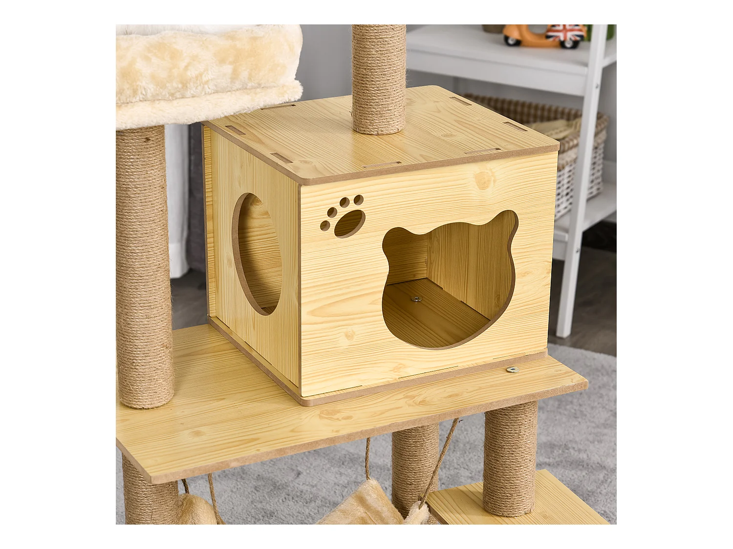 Arbre à chats design contemporain griffoirs grattoirs sisal naturel niche plate-formes hamac boule panneaux particules beige