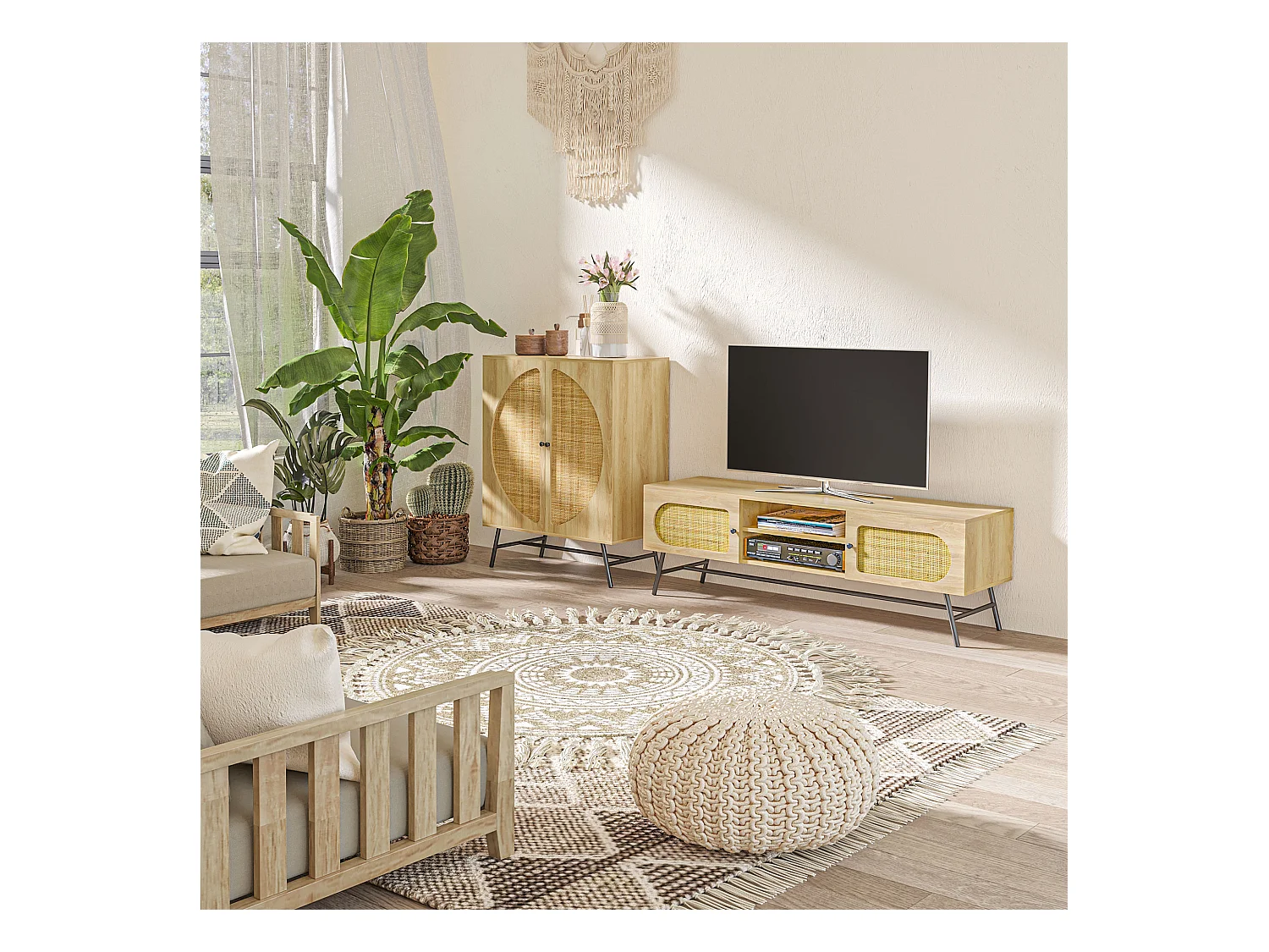 Meuble TV banc TV 2 portes cannage rotin 2 niches piètement métal noir aspect chêne clair