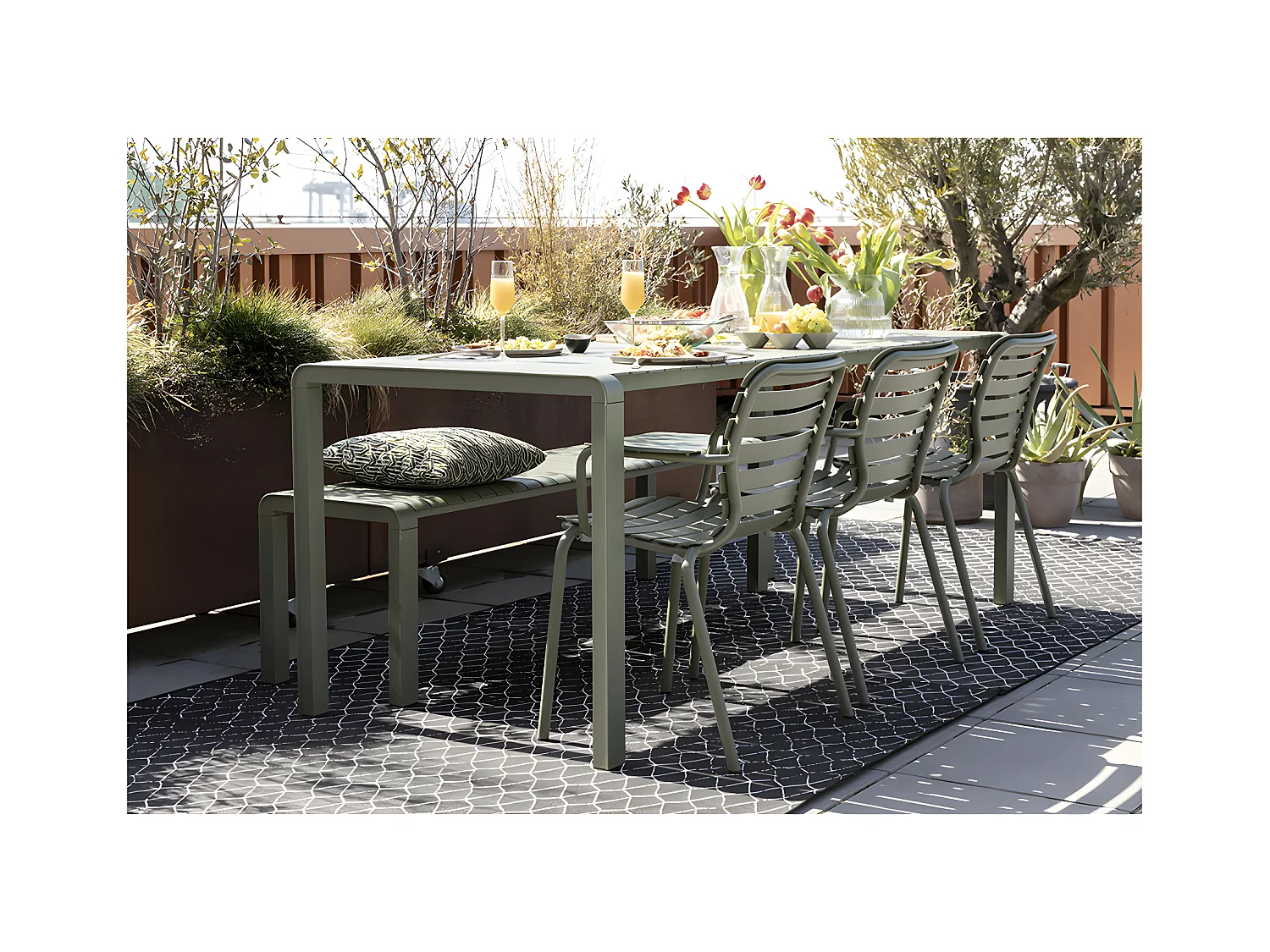 VONDEL - Table de jardin en aluminium vert