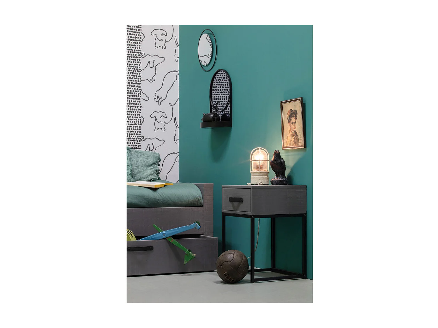 Morris - Table de nuit en pin massif - Gris