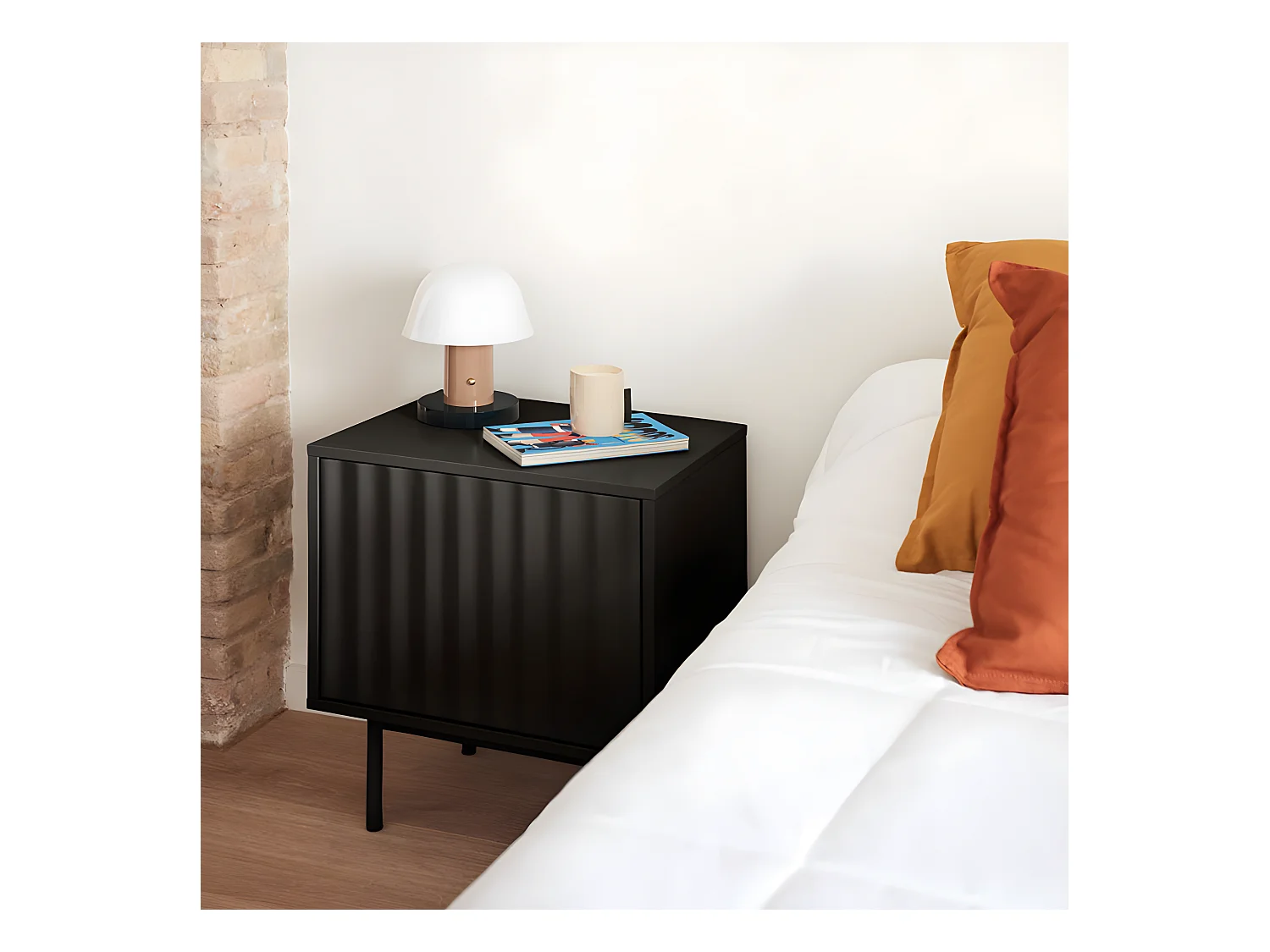 Sierra - Table de chevet 1 porte 2 tiroirs en bois - Noir