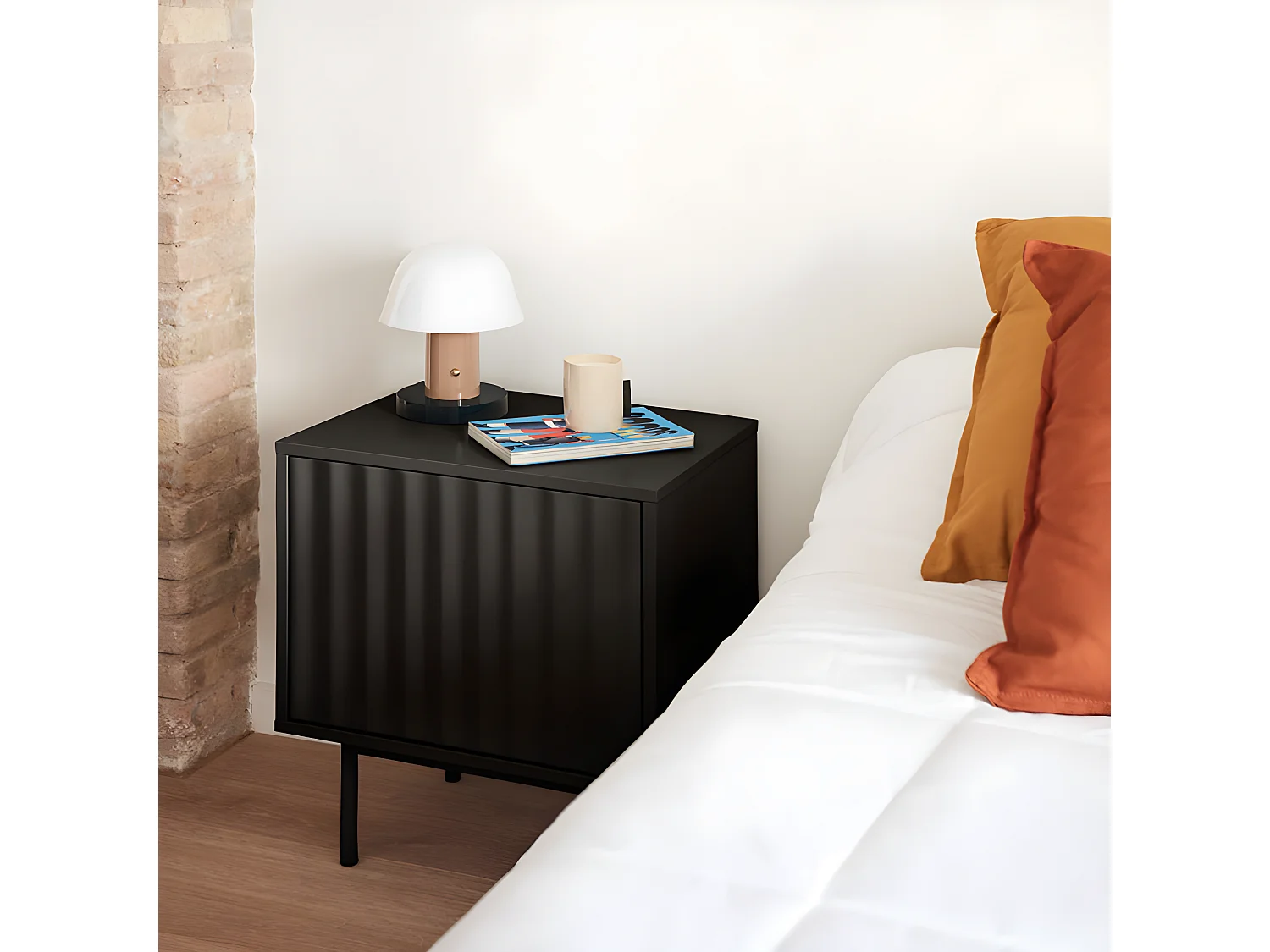 Sierra - Table de chevet 1 porte 2 tiroirs en bois - Noir