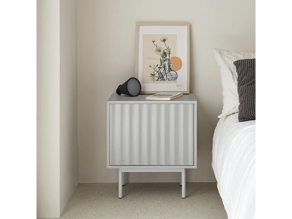 Sierra - Table de chevet 1 porte 2 tiroirs en bois - Gris clair