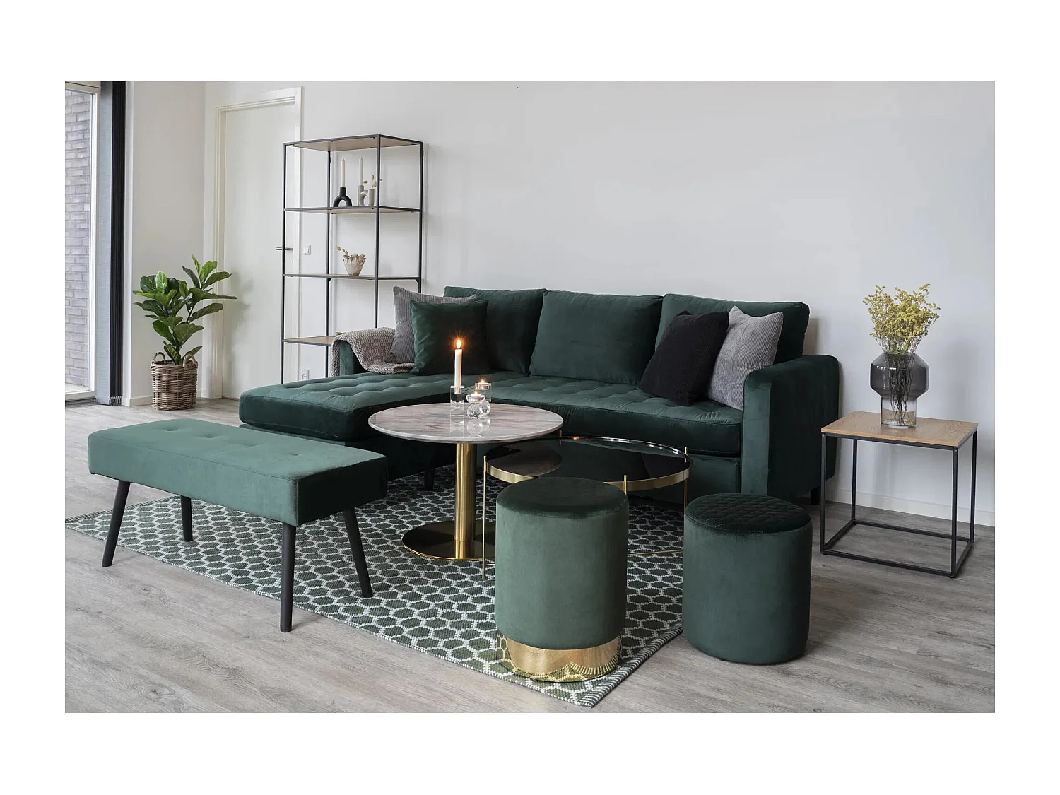 Banc en velours avec pieds acier noir SKIBY-Noir