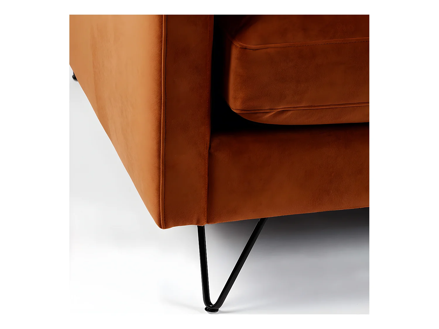 Villabon - Canapé convertible 4 places en velours pieds épingles noirs - Rouille