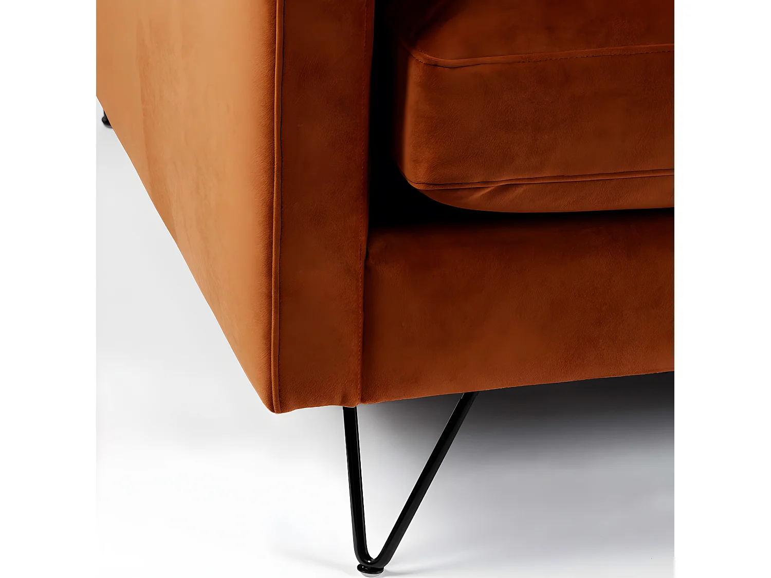 Villabon - Canapé convertible 4 places en velours pieds épingles noirs - Rouille