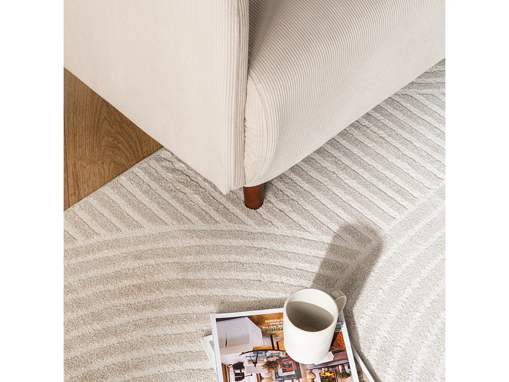 Belushi - Canapé convertible 2 places en velours côtelé pieds bois foncé - Beige