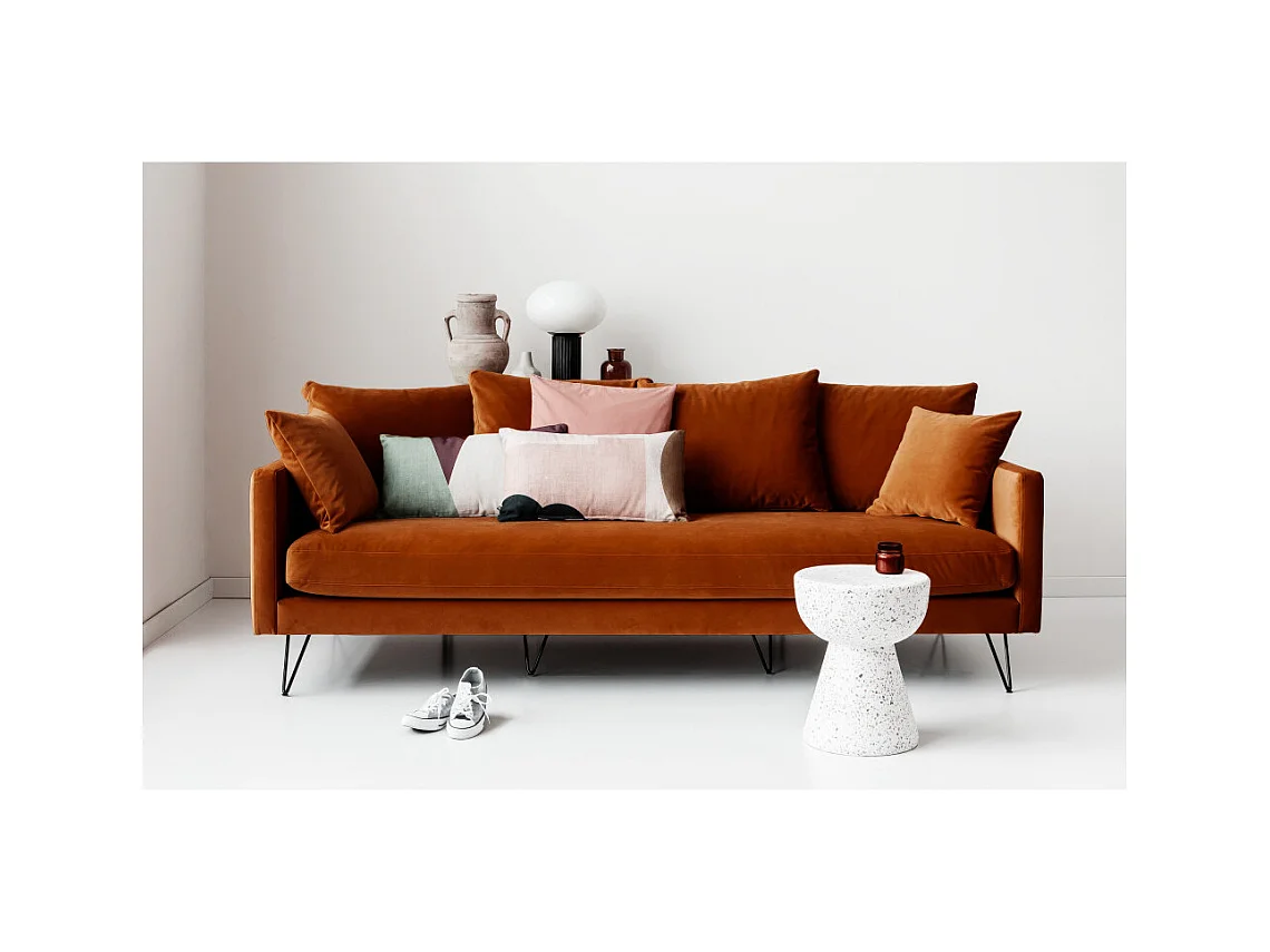 Villabon - Canapé 4 places en velours pieds épingles noirs - Rouille