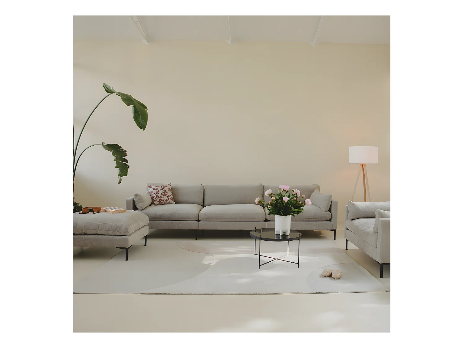 Summer - Canapé droit 5 places en tissu et pieds en métal - Beige