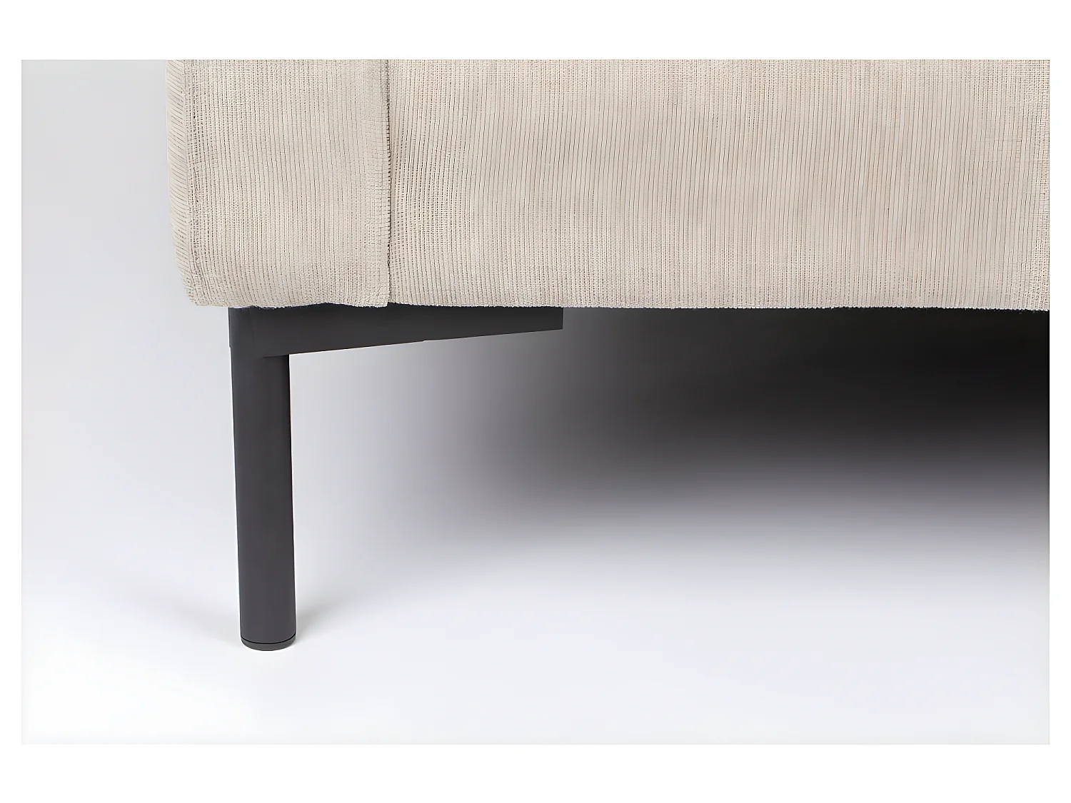 Summer - Canapé droit 5 places en tissu et pieds en métal - Beige