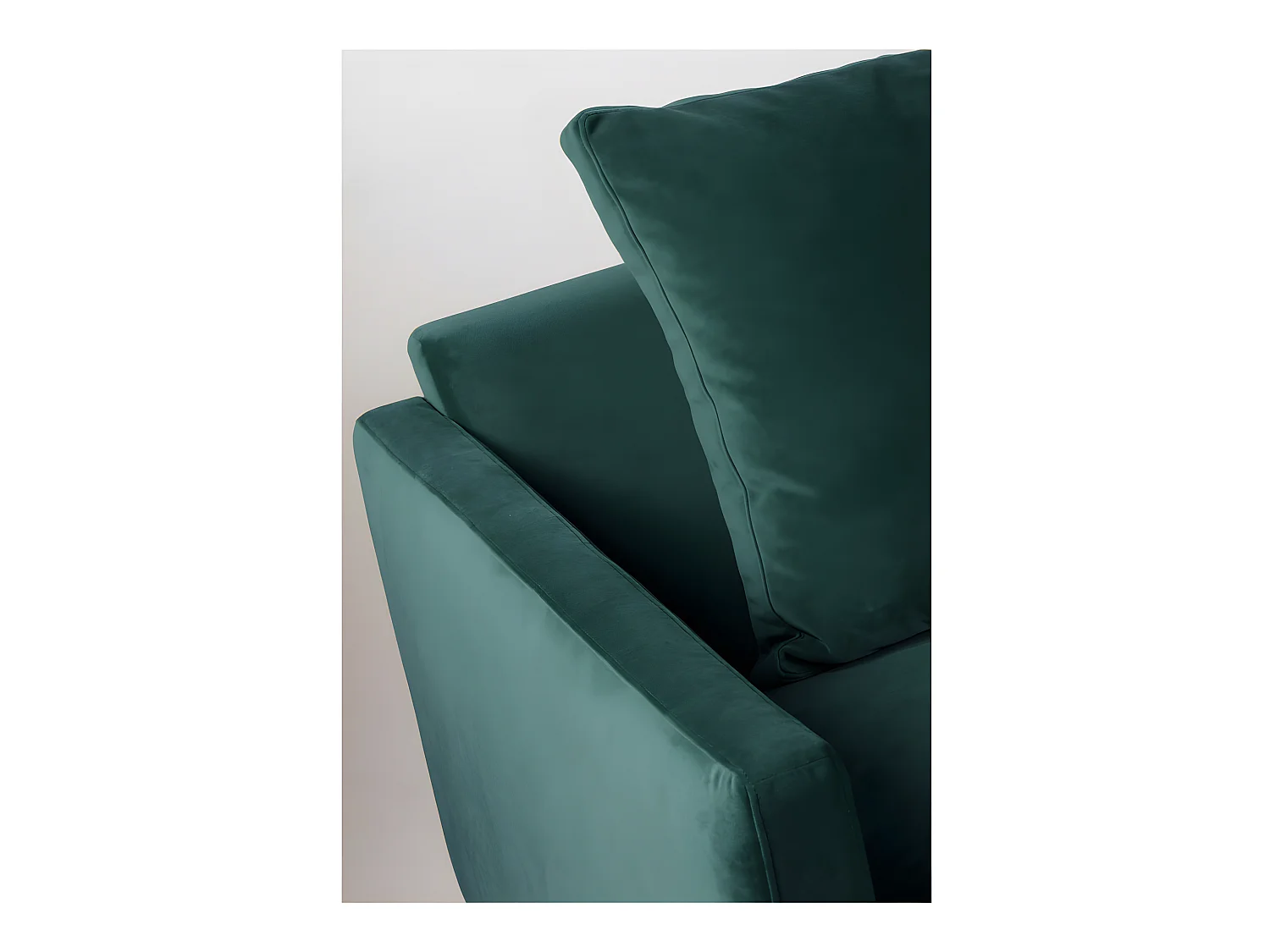 Villabon - Canapé 3 places en velours pieds épingles noirs - vert eucalyptus