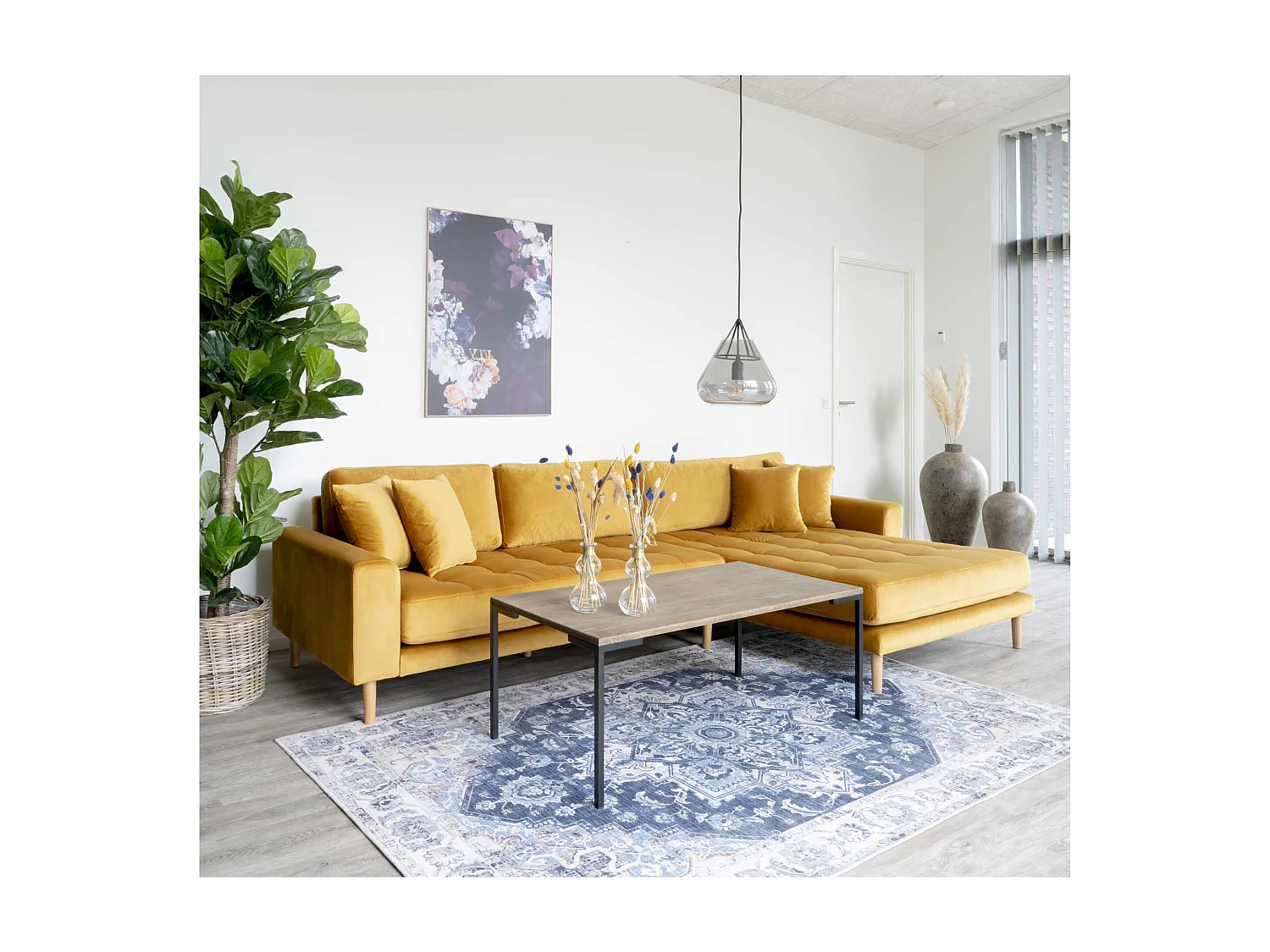 Lido Sofa, Canapé, Chaise longue orientée à droite en velours, moutarde jaune.