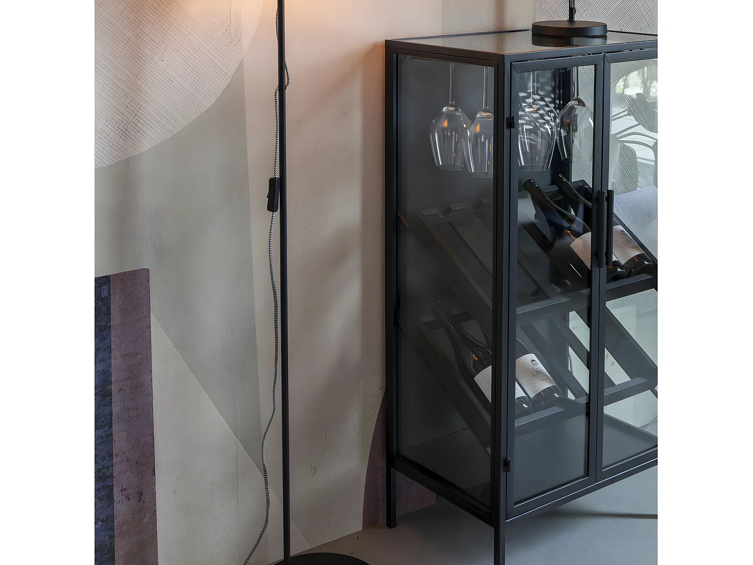 Rob - Vitrine en bois et métal H103cm - Couleur - Noir