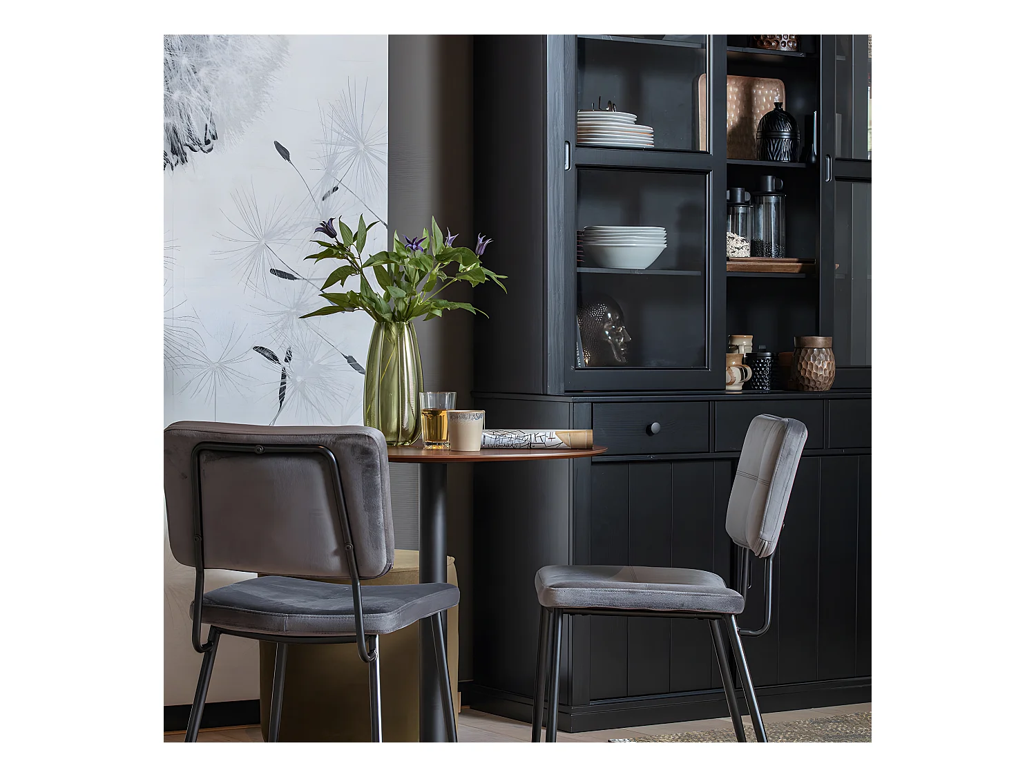 Sjaak - Vaisselier en pin 6 portes 4 tiroirs - Noir