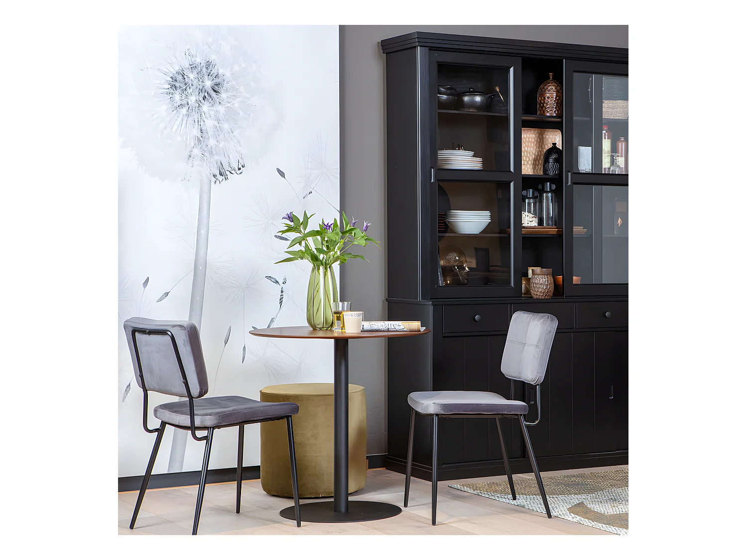 Sjaak - Vaisselier en pin 6 portes 4 tiroirs - Noir