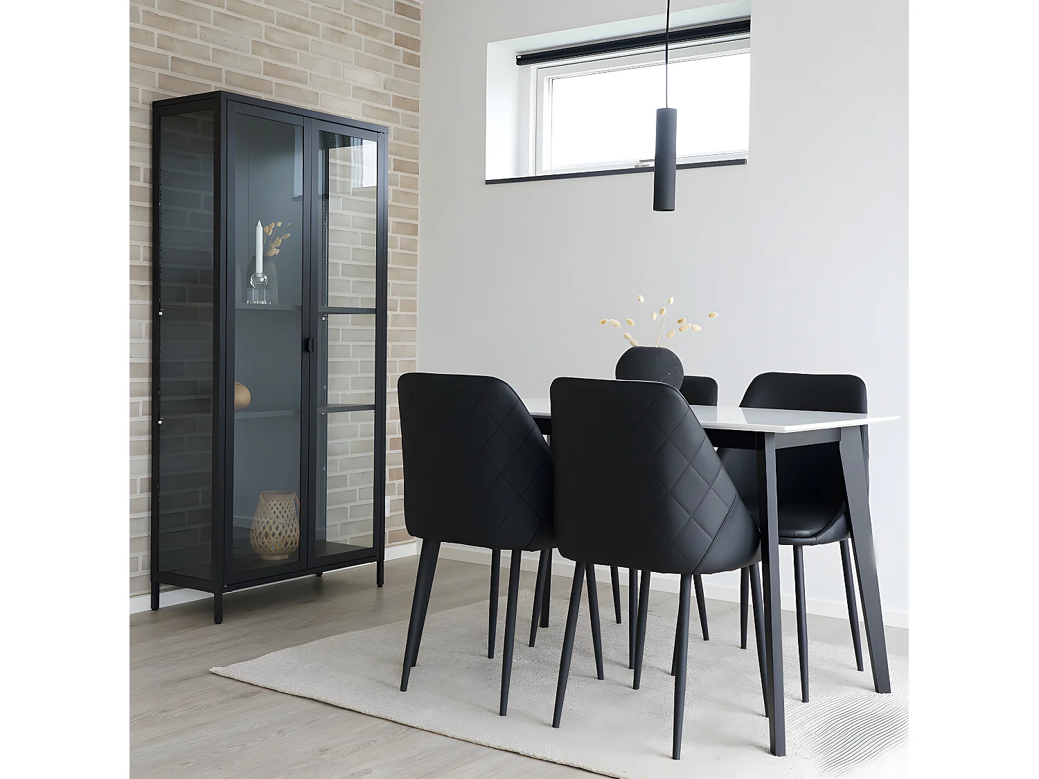 Brisbane - Vaisselier en verre et métal H175cm - Noir