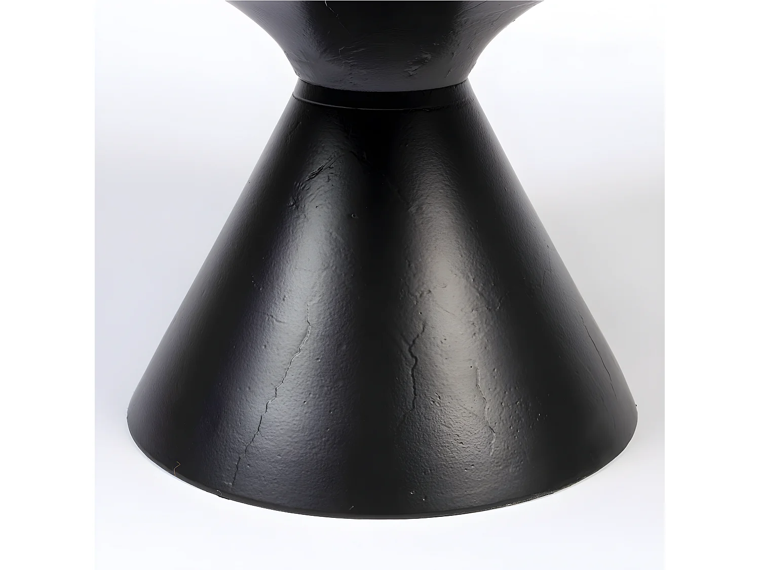Floss - Table basse ronde en métal ø60cm - Noir