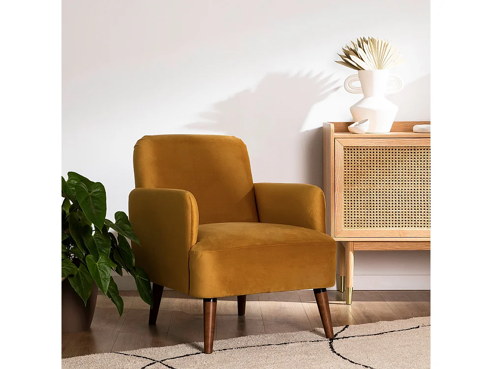 Brooks - Fauteuil rétro en velours pieds bois foncé - Jaune moutarde