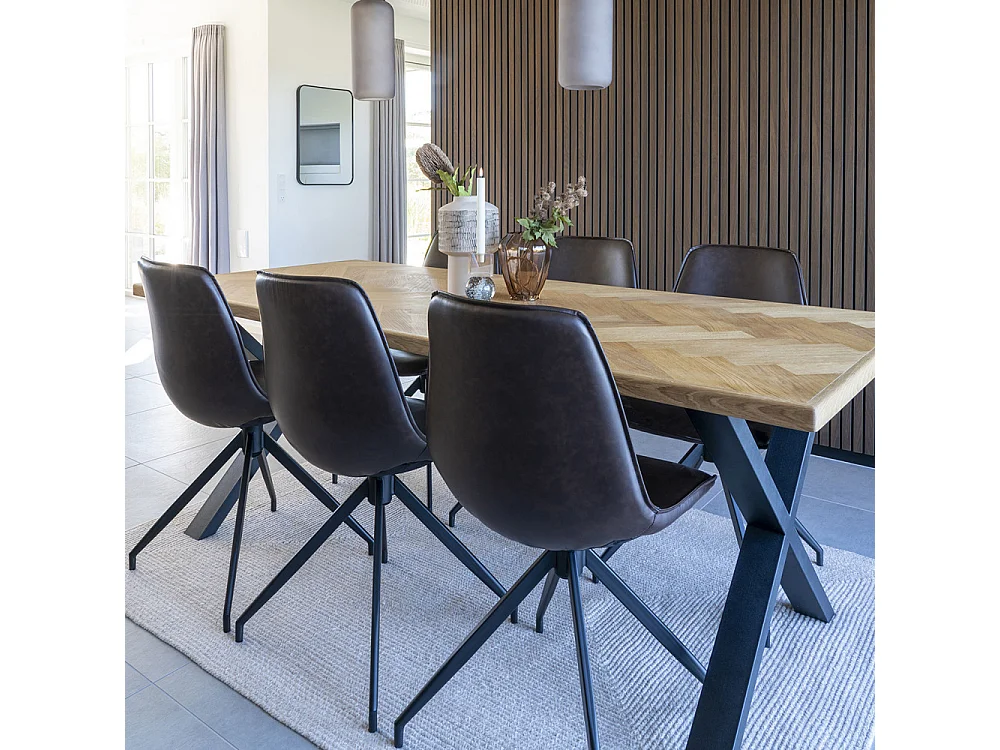 Monaco eetkamerstoel PU kunstleer bruin.