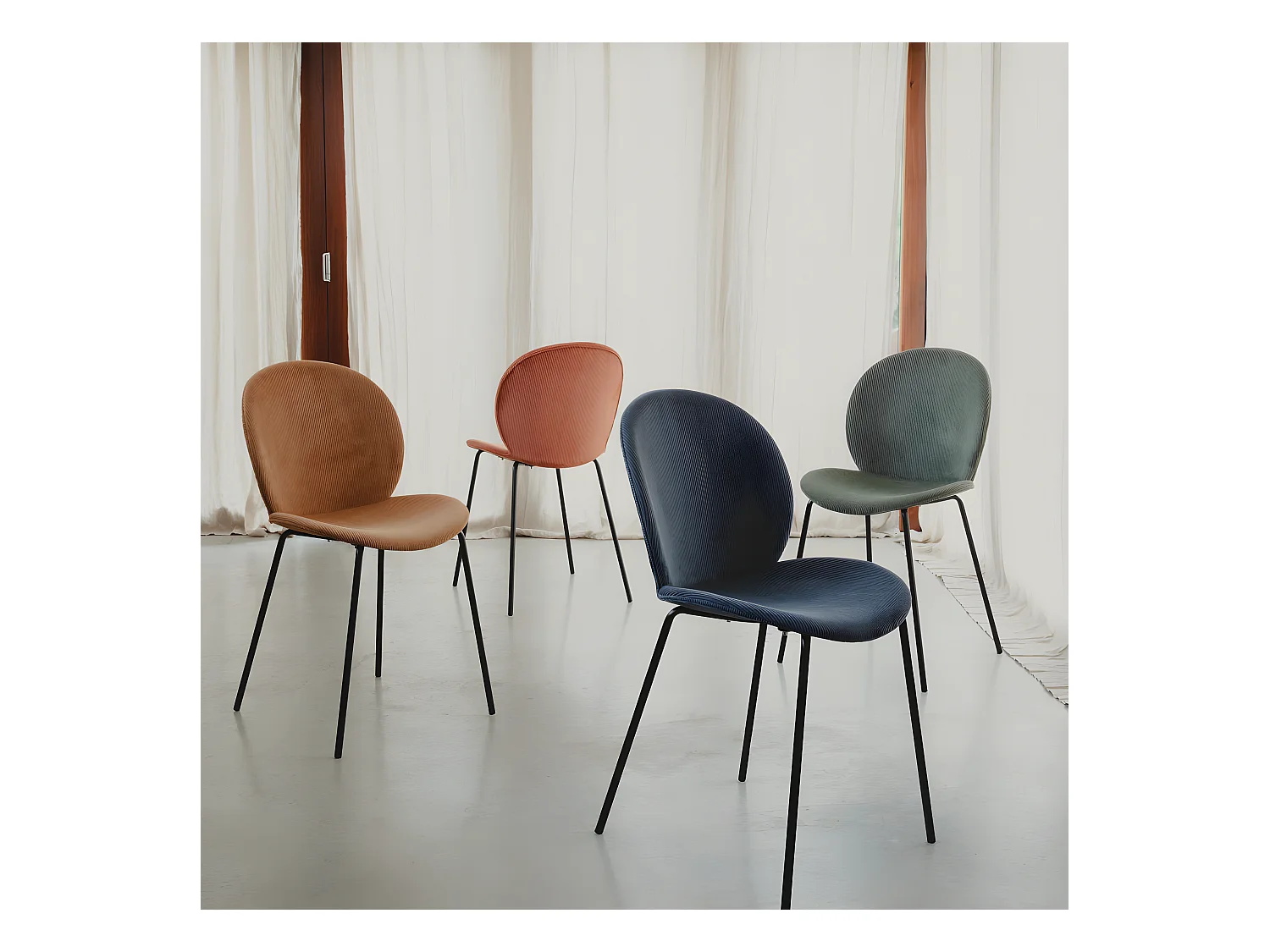 Bonnet - Lot de 2 chaises en velours côtelé et métal - Ocre