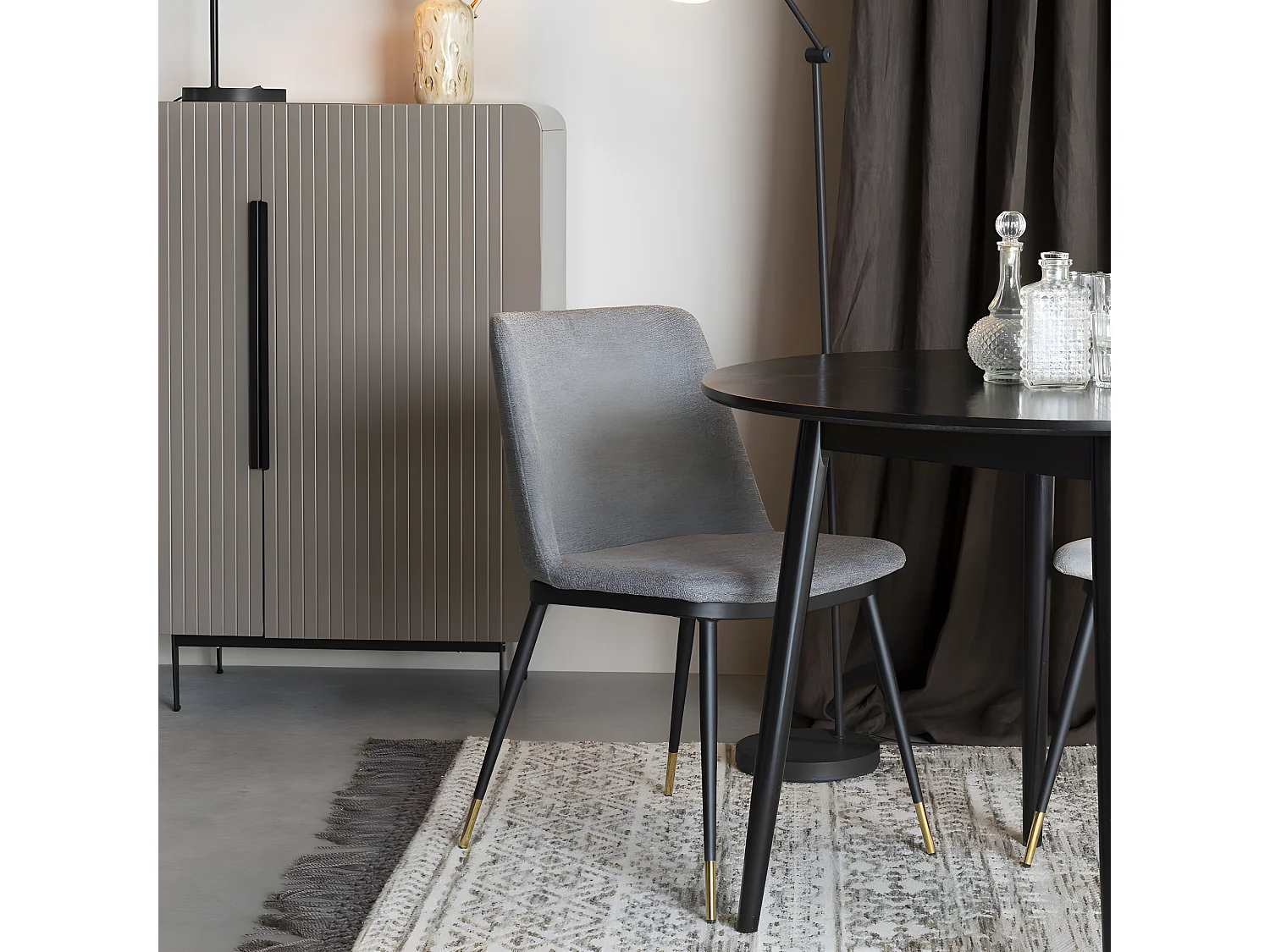 Lionel - Lot de 2 chaises en tissu et métal - Couleur - Gris