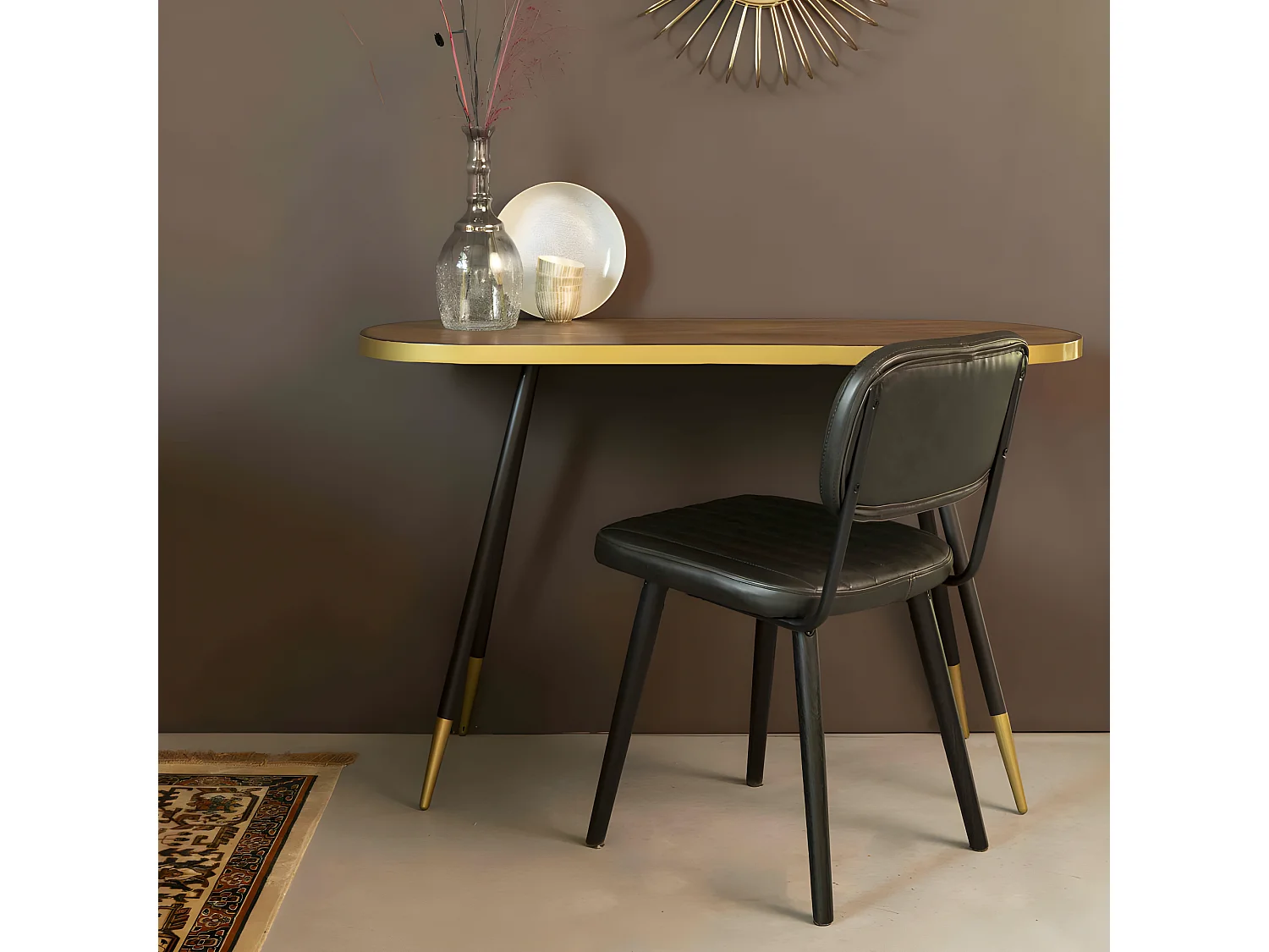 Jake Worn - Chaise rétro capitonnée - Noir