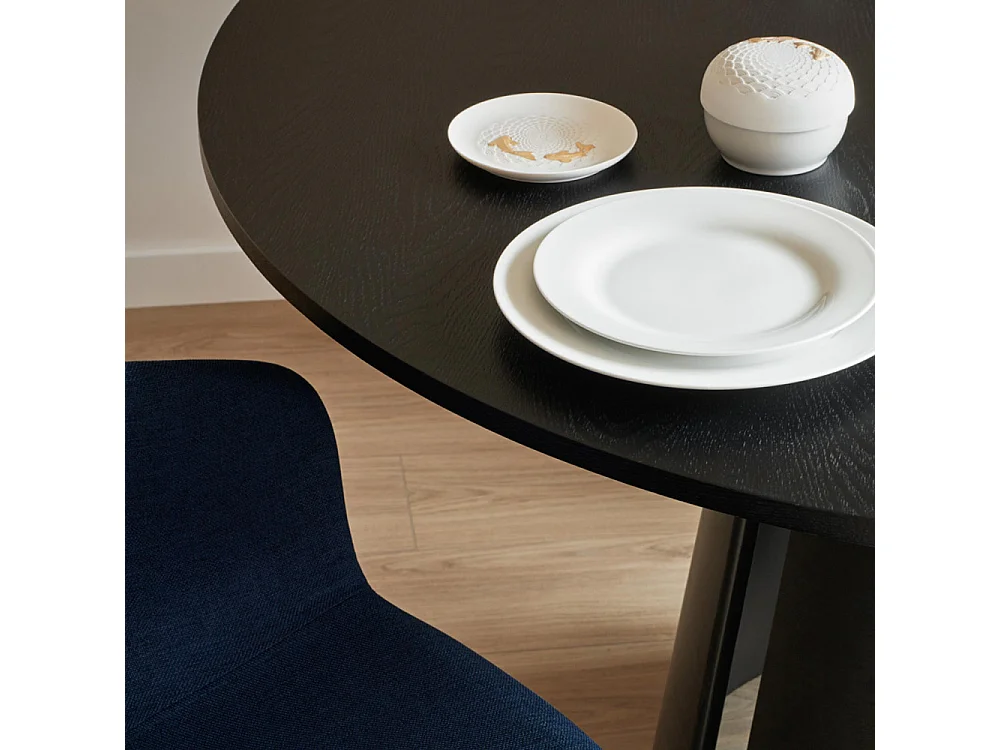 Cep - Table à manger ronde en bois ø137cm - Couleur - Noir
