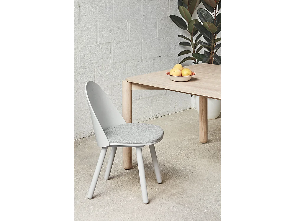 6-Sitzer-Tisch aus Naturholz 180x100 cm