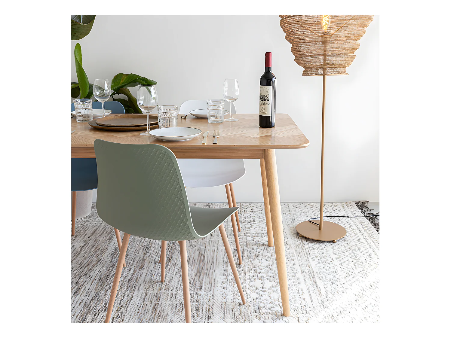 Fabio - Table à manger 6 personnes en bois - Bois clair