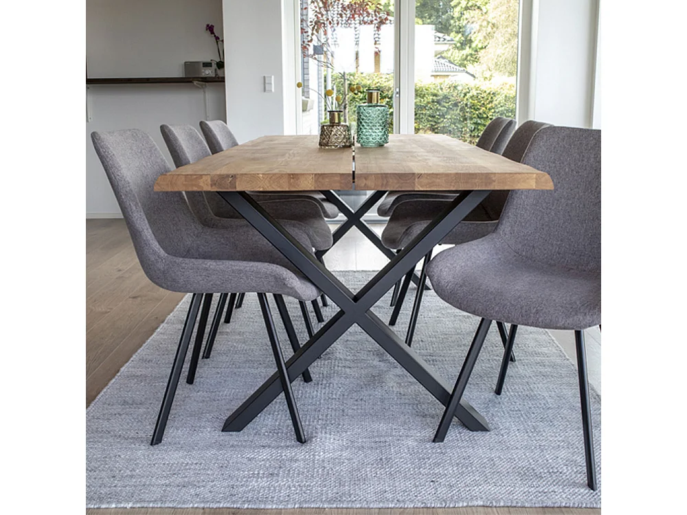 Table à manger industrielle TOULON – Chêne massif & acier noir, design avec bord ondulé-Beige-Largeur 200 cm