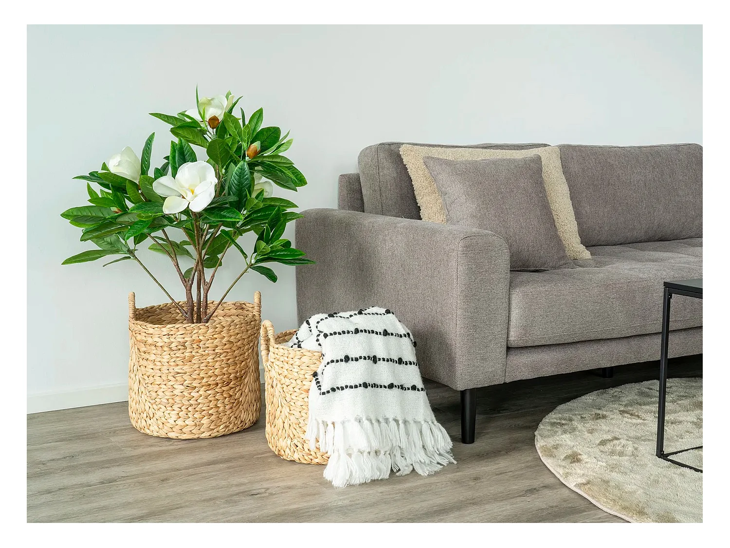 Set van 2 ronde decoratieve manden PASSO – Natuurlijke waterhyacint