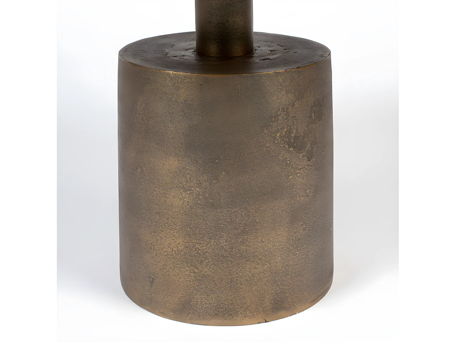 Mason - Table basse ronde en métal ø60cm - Or