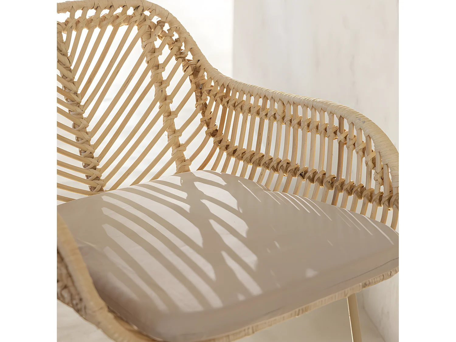 Nunuhai - Lot de 2 tabourets de bar en rotin pieds beiges 76cm - Beige