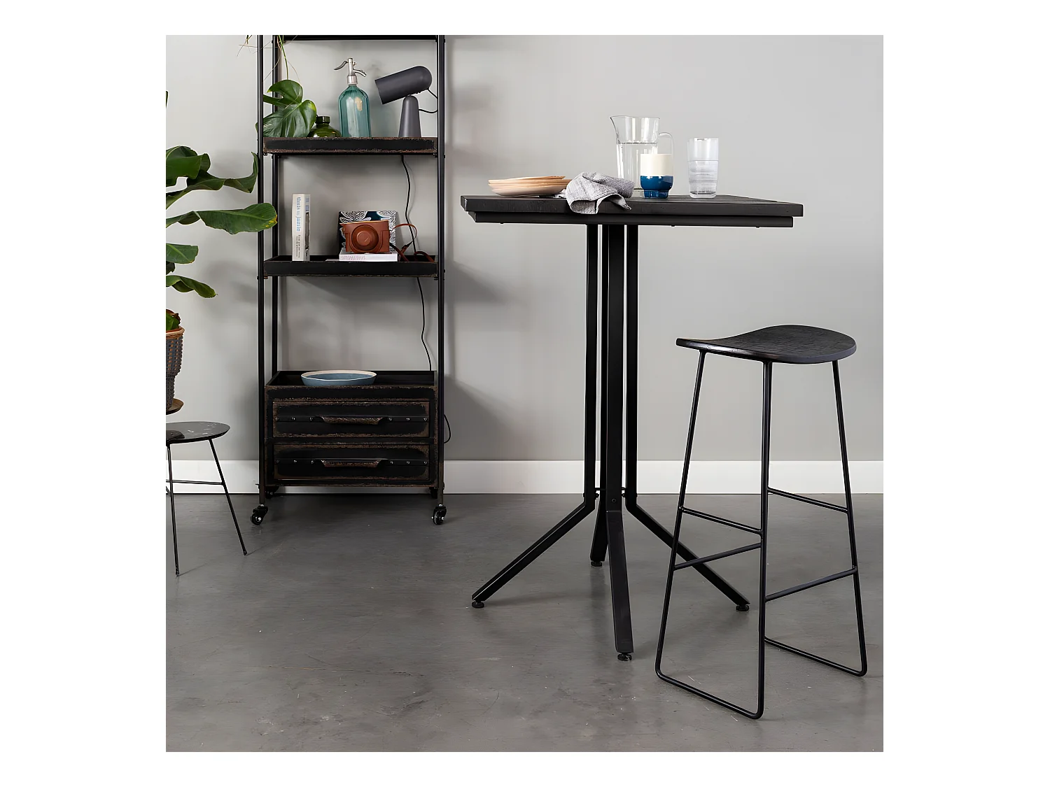 Tangle - Tabouret de bar en teck recyclé et métal H62cm - Noir