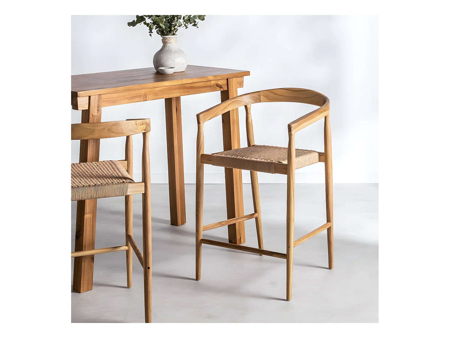 Buri - Lot de 2 fauteuils de bar en teck et corde tressé H65cm - Bois clair