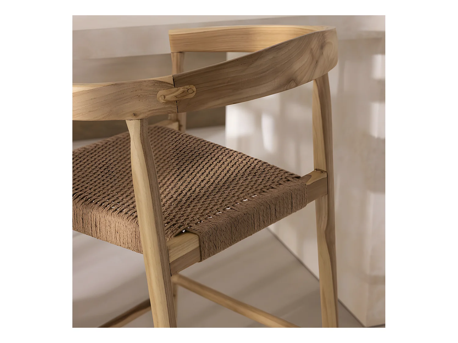 Buri - Lot de 2 fauteuils de bar en teck et corde tressé H65cm - Bois clair