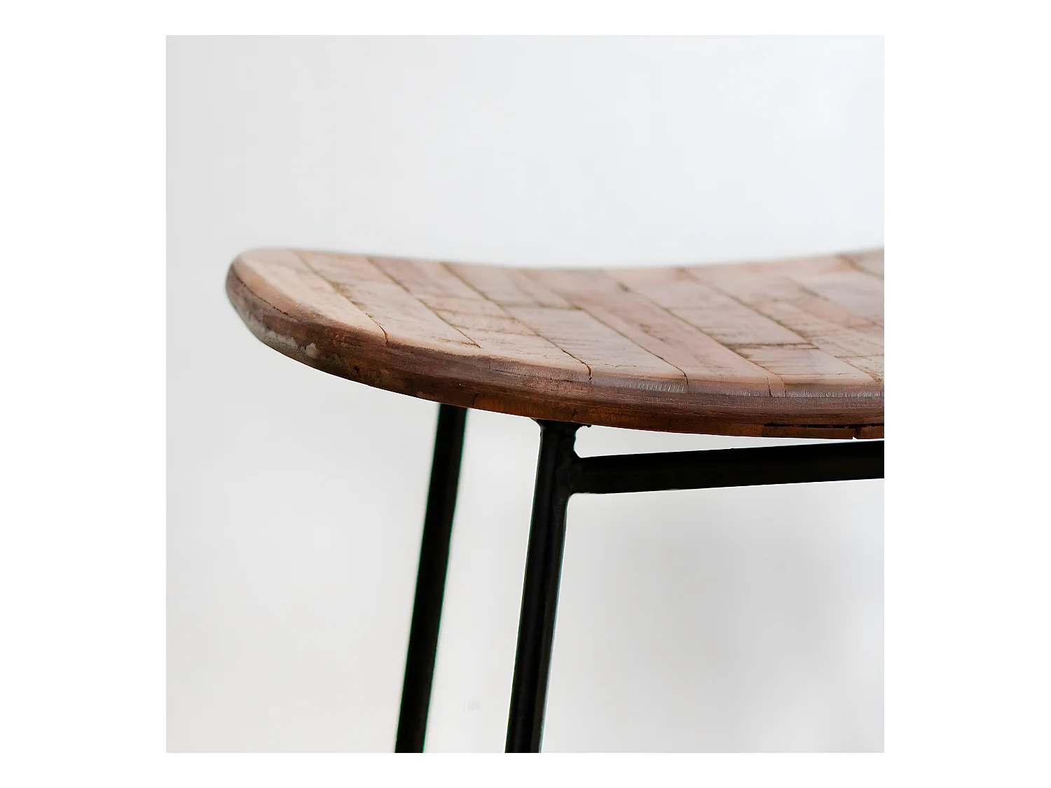 Kabayan - Tabouret de bar en teck recyclé et métal H65cm - Bois clair