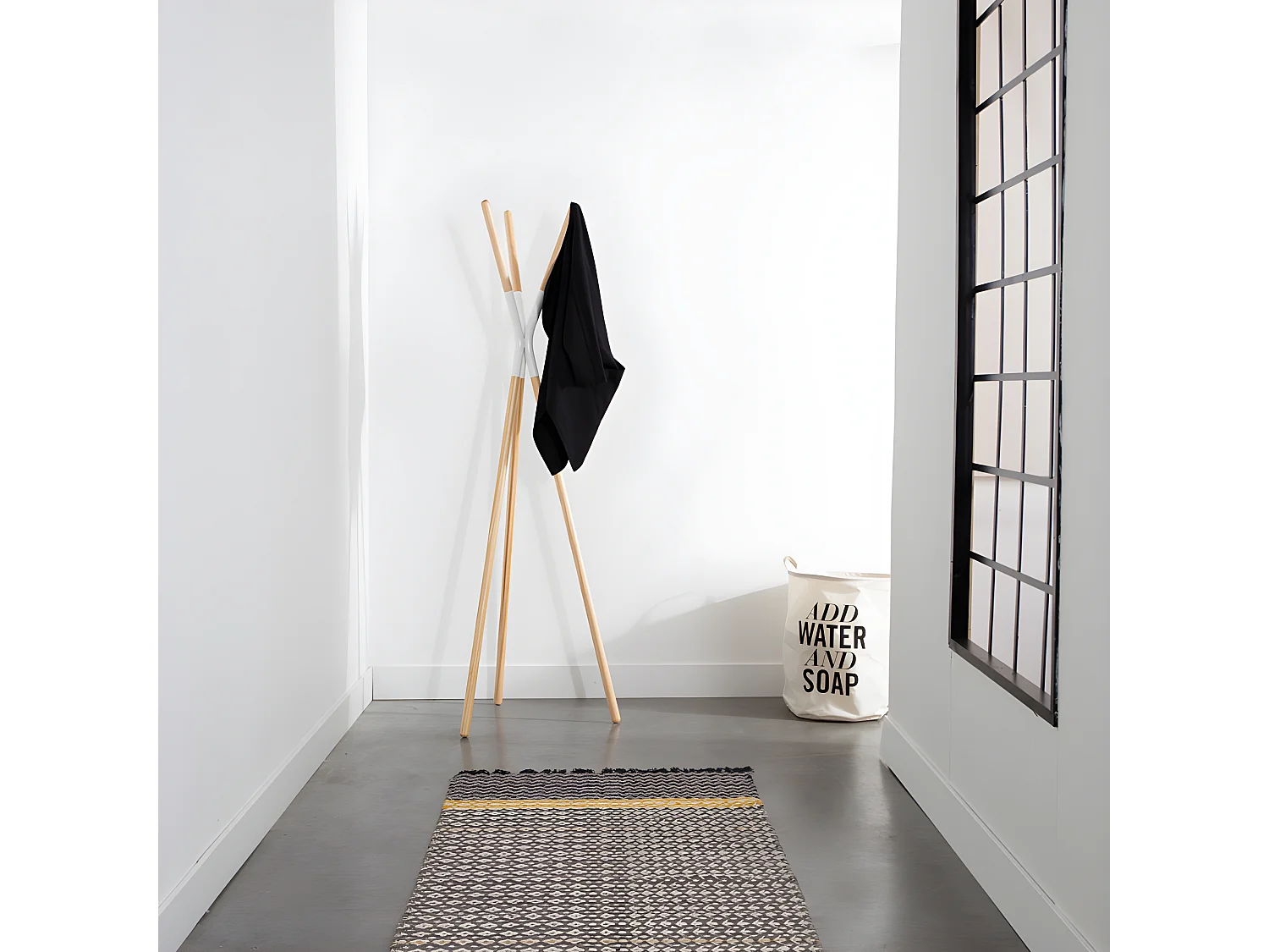 Pinnacle - Porte-manteaux scandinave bois - Blanc