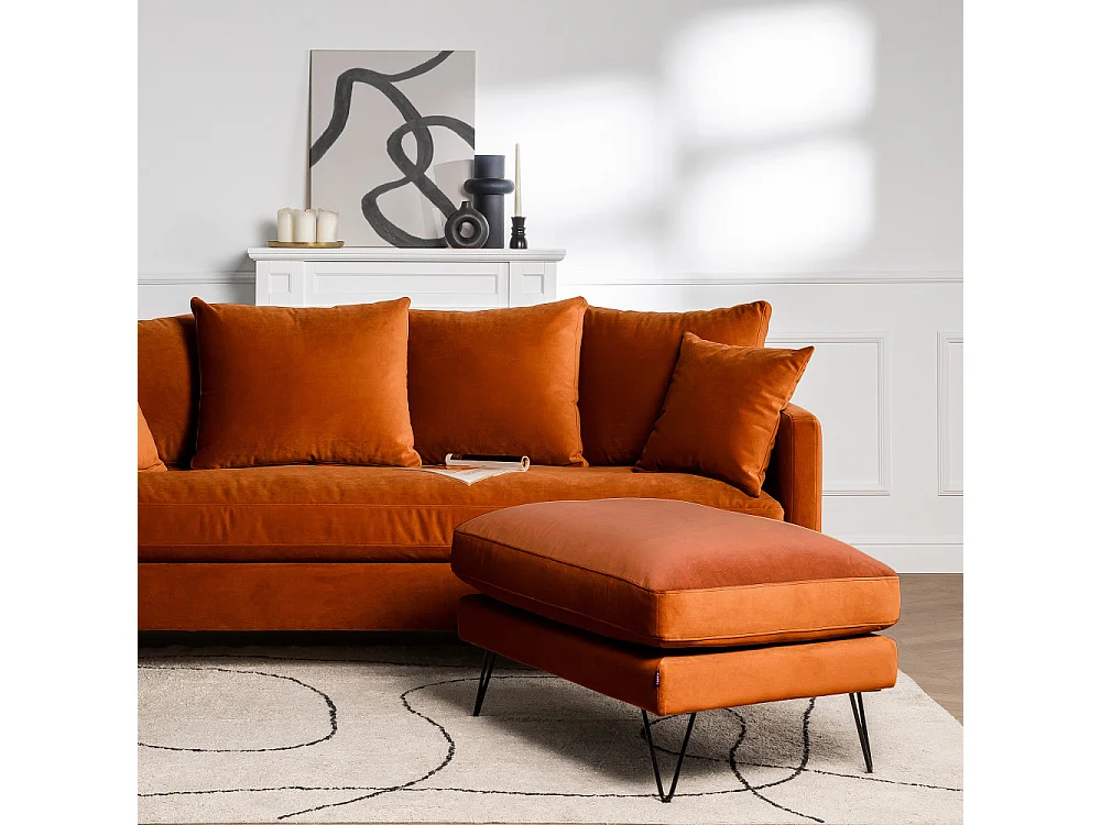 Villabon - Pouf en velours pieds épingles noirs - Rouille