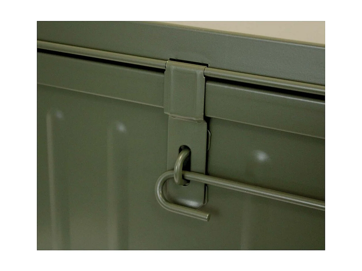 Table basse en acier sur roulettes Habitat 90 cm Kaki