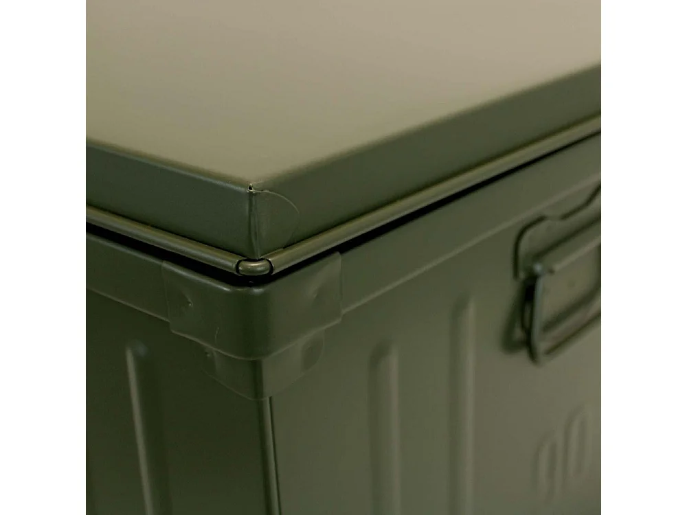 Table basse en acier sur roulettes Habitat 90 cm Kaki