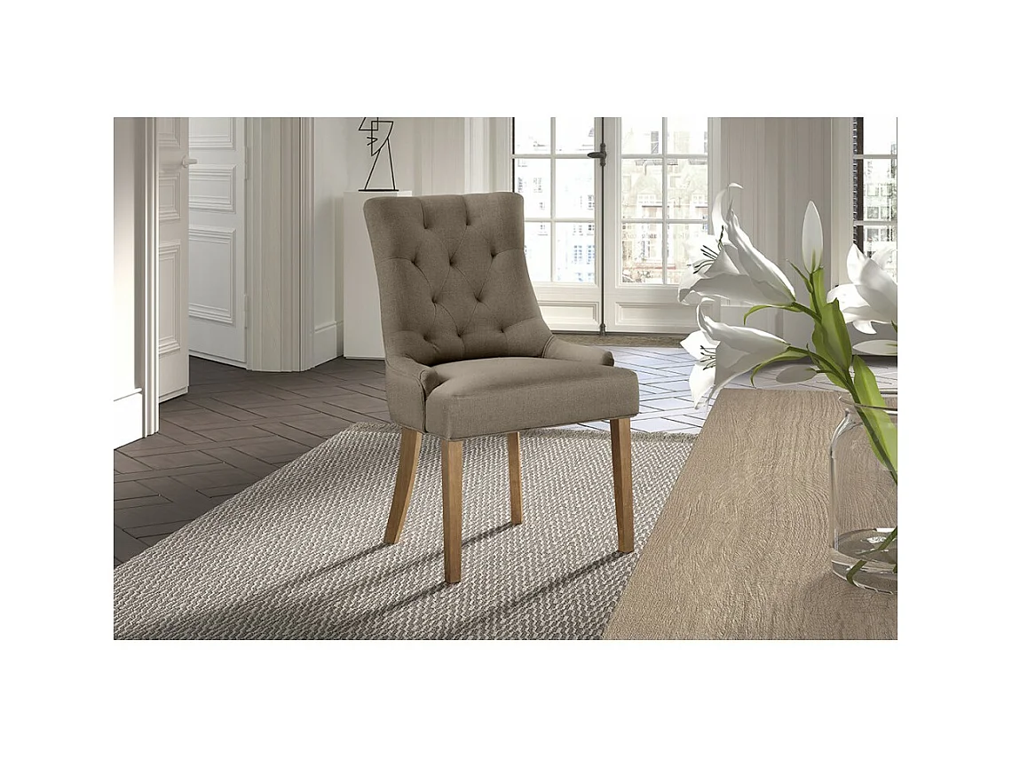 Gepolsterter Stoffstuhl in Taupe für das Esszimmer. Kollektion COSY