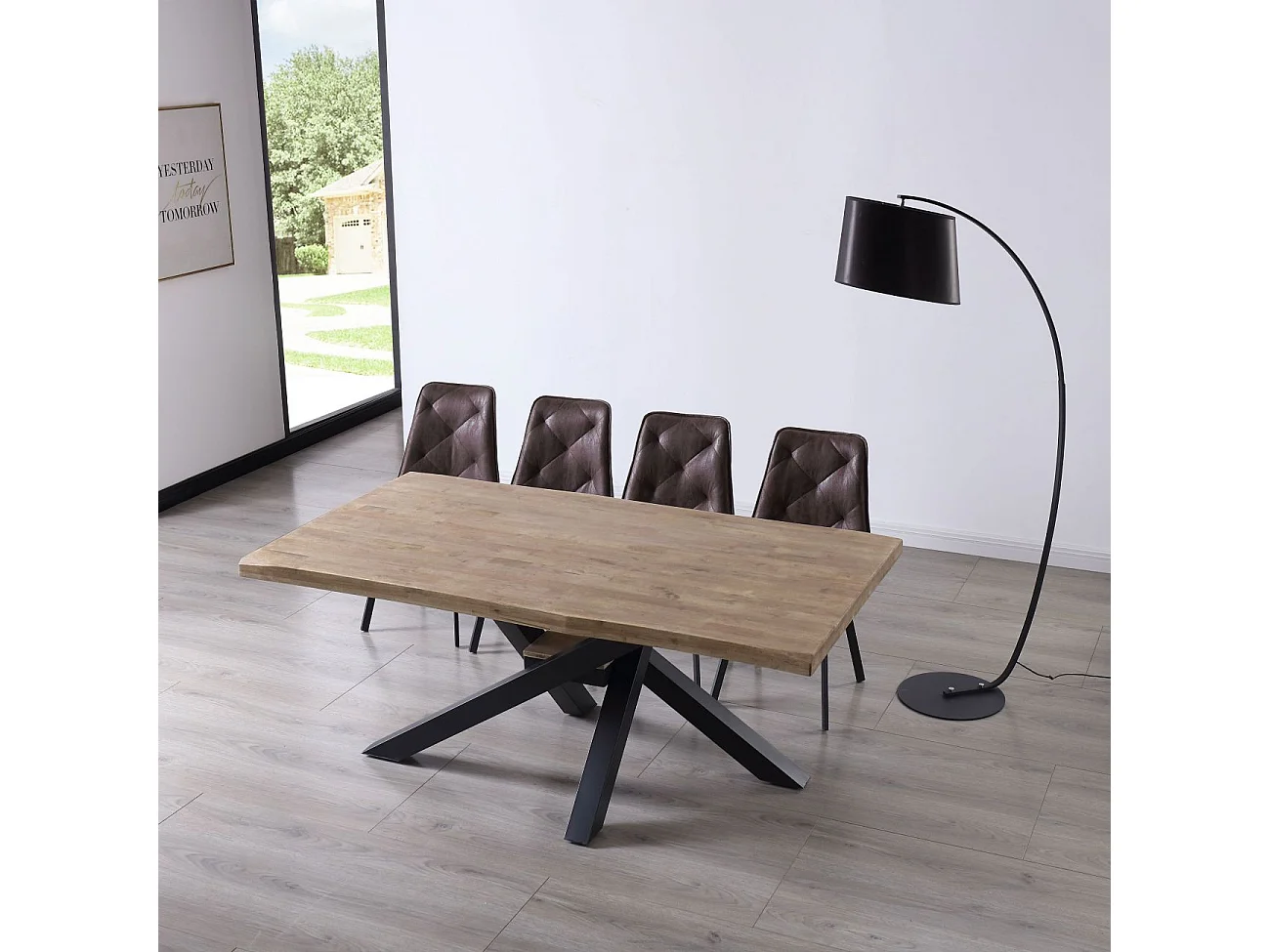 Mesa de comedor fija con patas metálicas en negro y roble honey 180x100 cm Xena Roble Honey - Negro